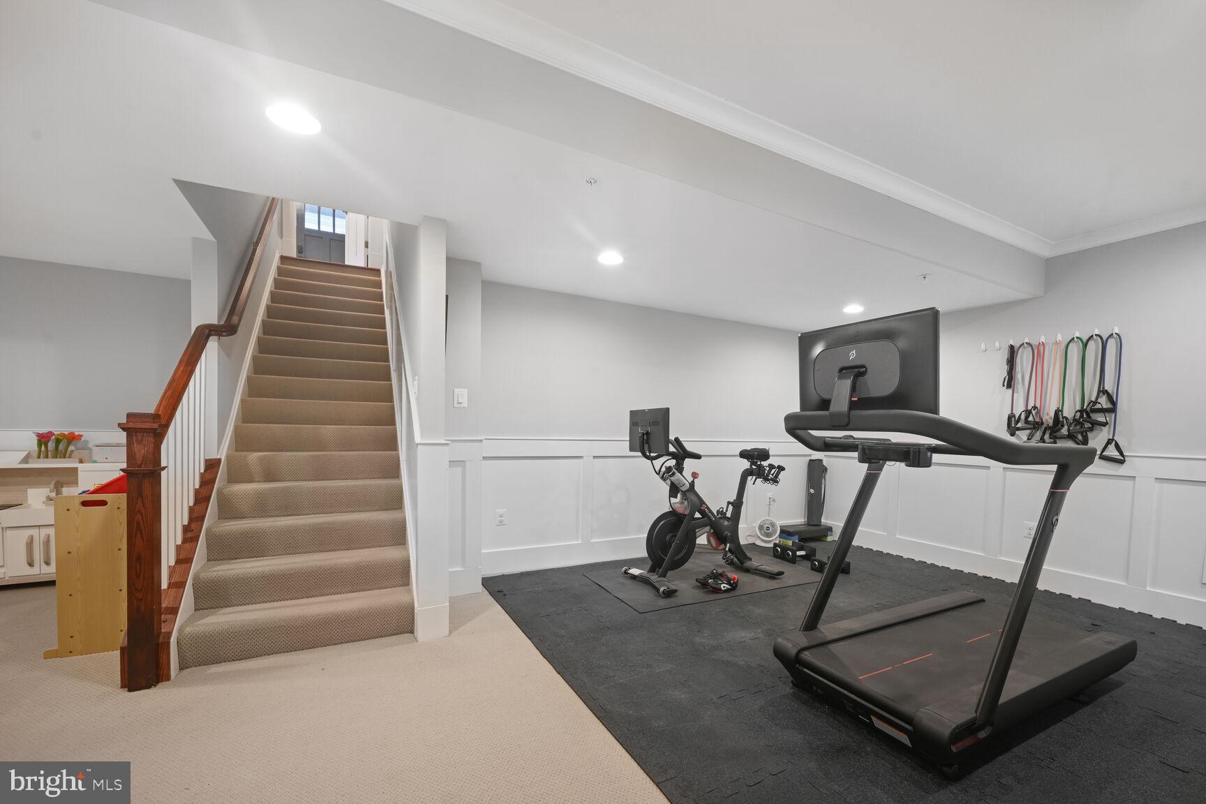 FOREST GLEN PARK - Residential