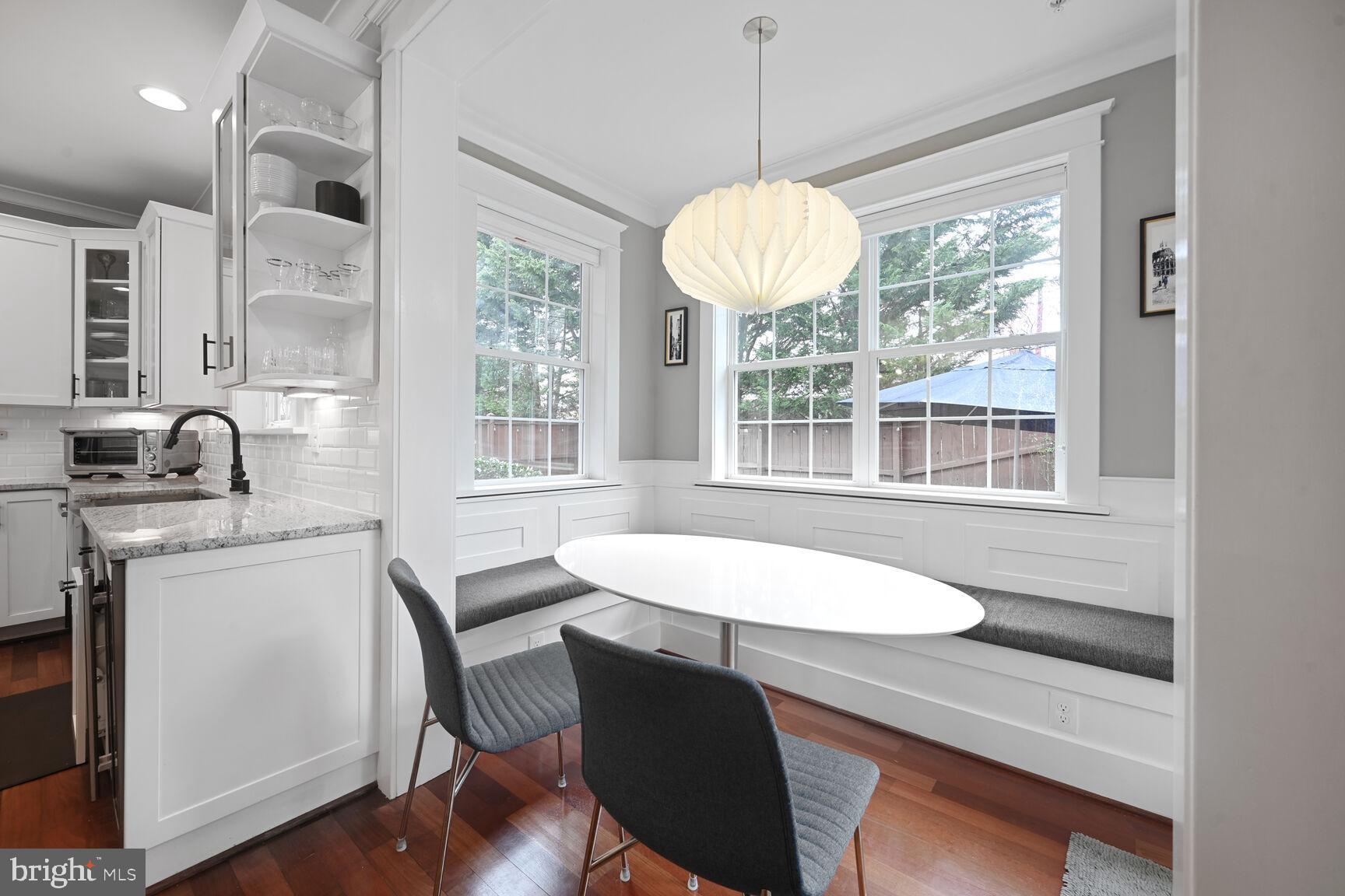 FOREST GLEN PARK - Residential