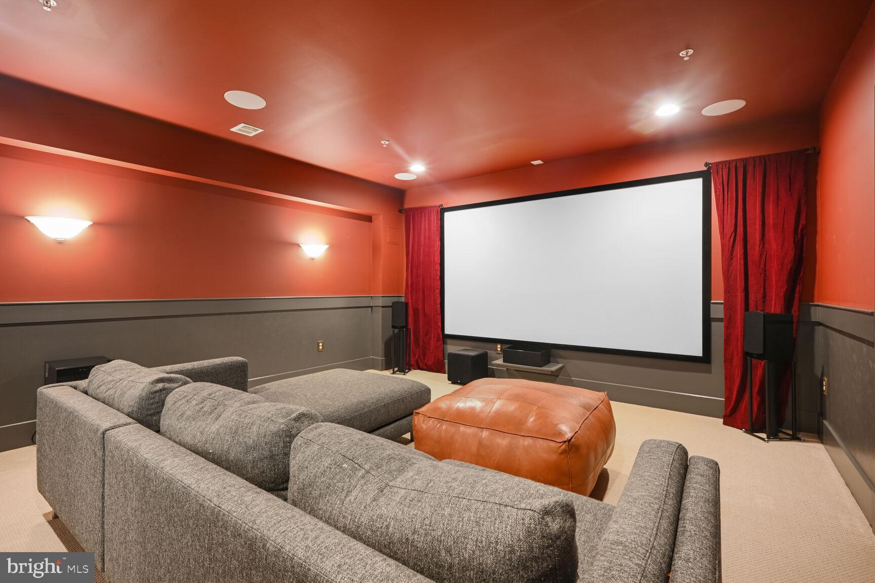 FOREST GLEN PARK - Residential