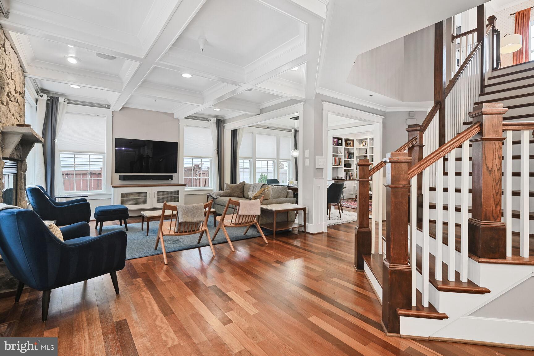 FOREST GLEN PARK - Residential