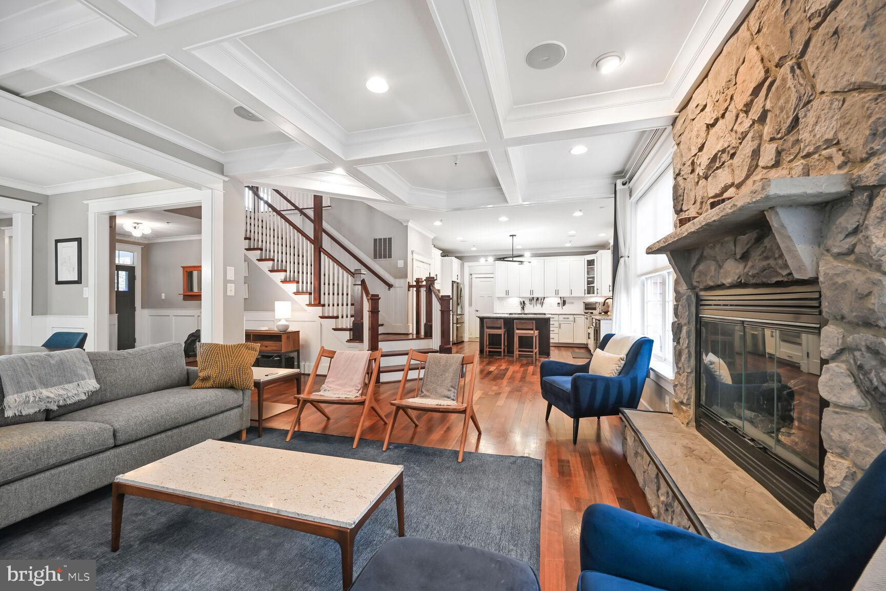 FOREST GLEN PARK - Residential