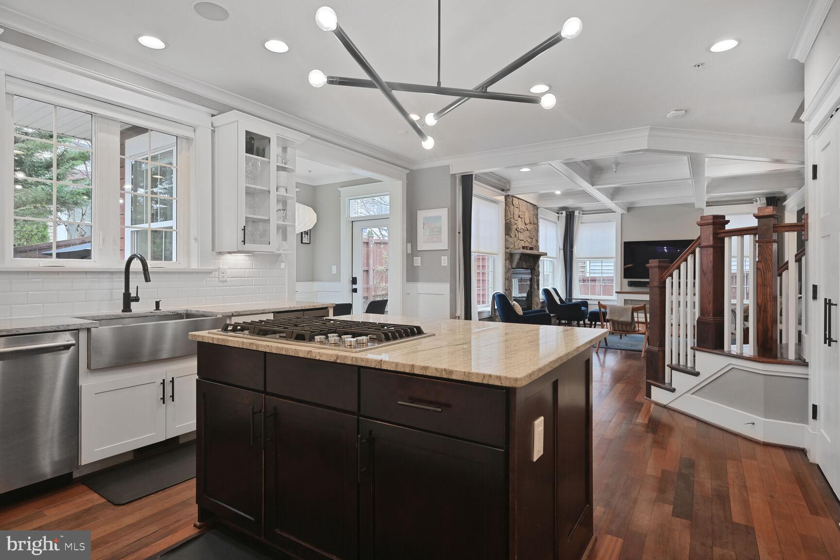 FOREST GLEN PARK - Residential