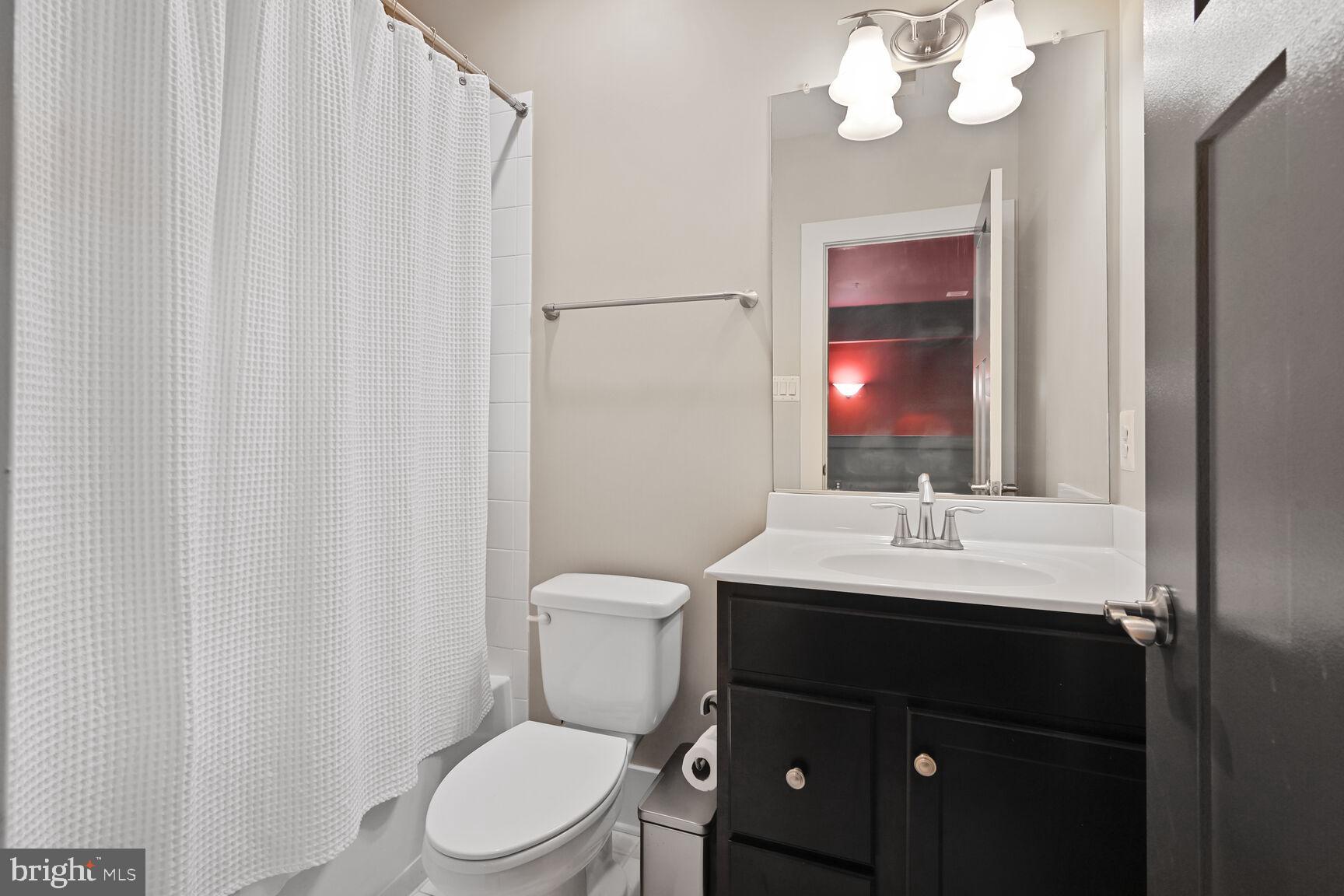 FOREST GLEN PARK - Residential