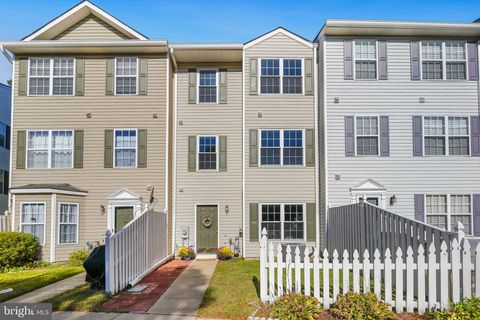 10 IRONSTONE COURT E ANNAPOLIS MD 21403