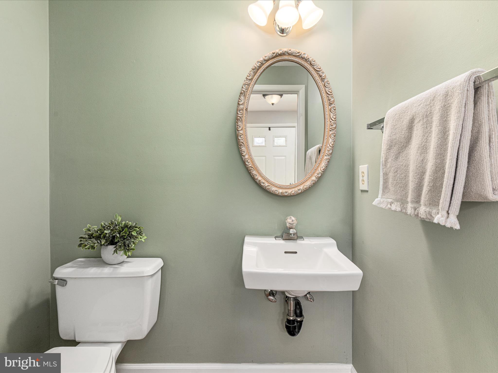 RESTON - Residential