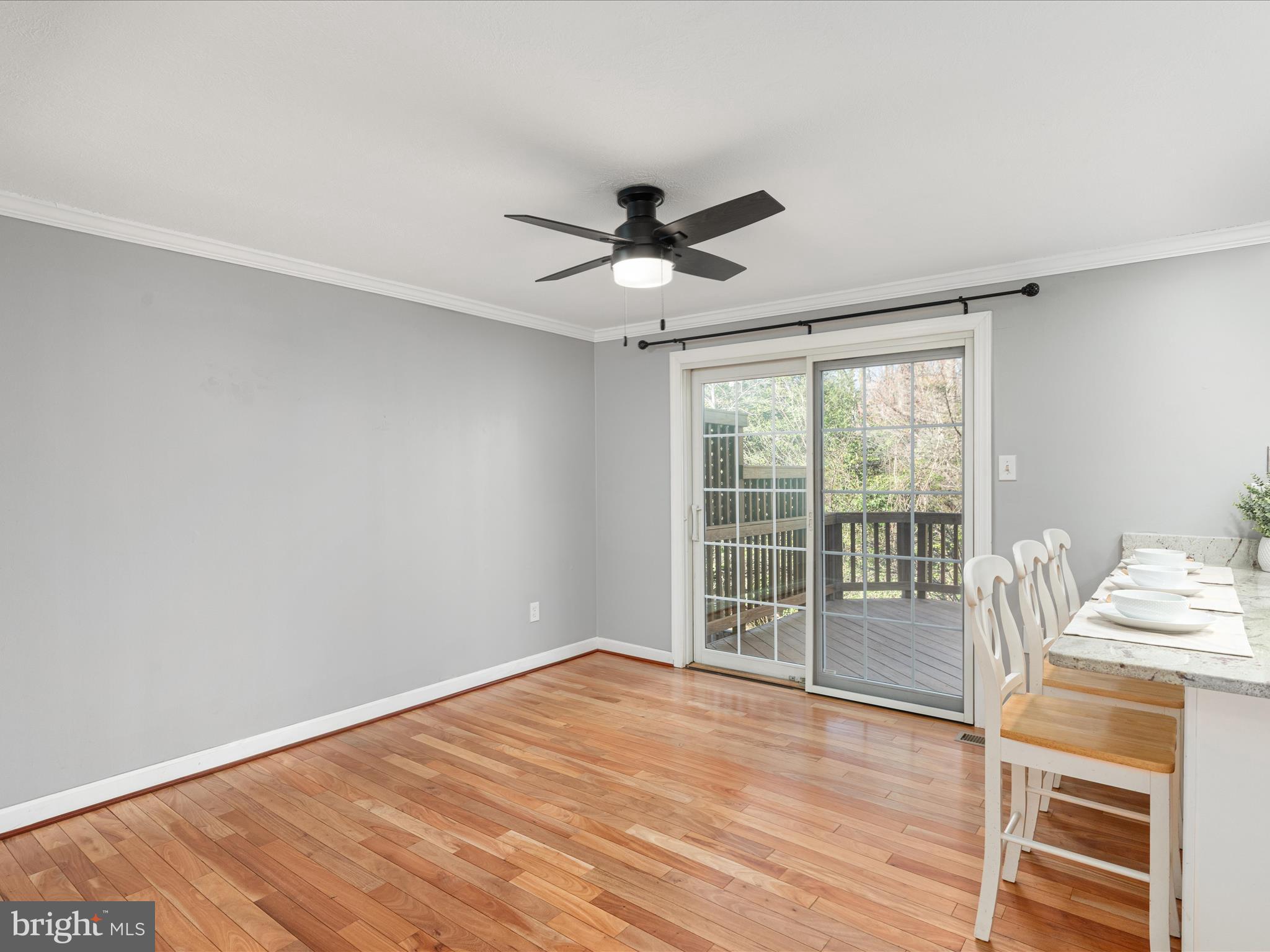 RESTON - Residential