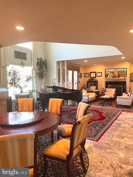 LINCOLN PARK - Residential