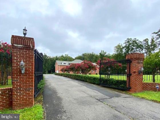 LINCOLN PARK - Residential