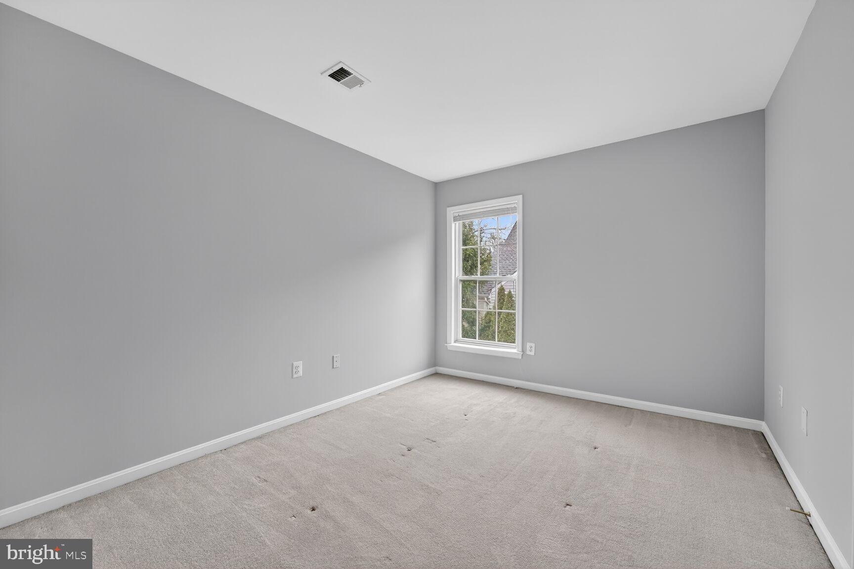 OAKBROOK KNOLLS - Residential