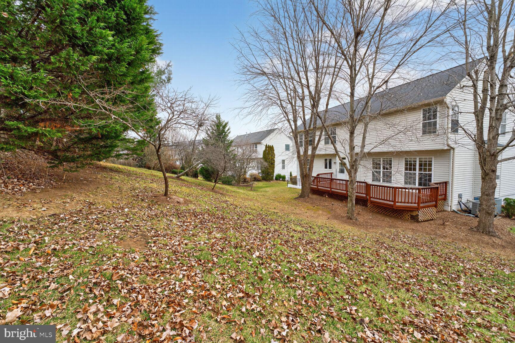 OAKBROOK KNOLLS - Residential