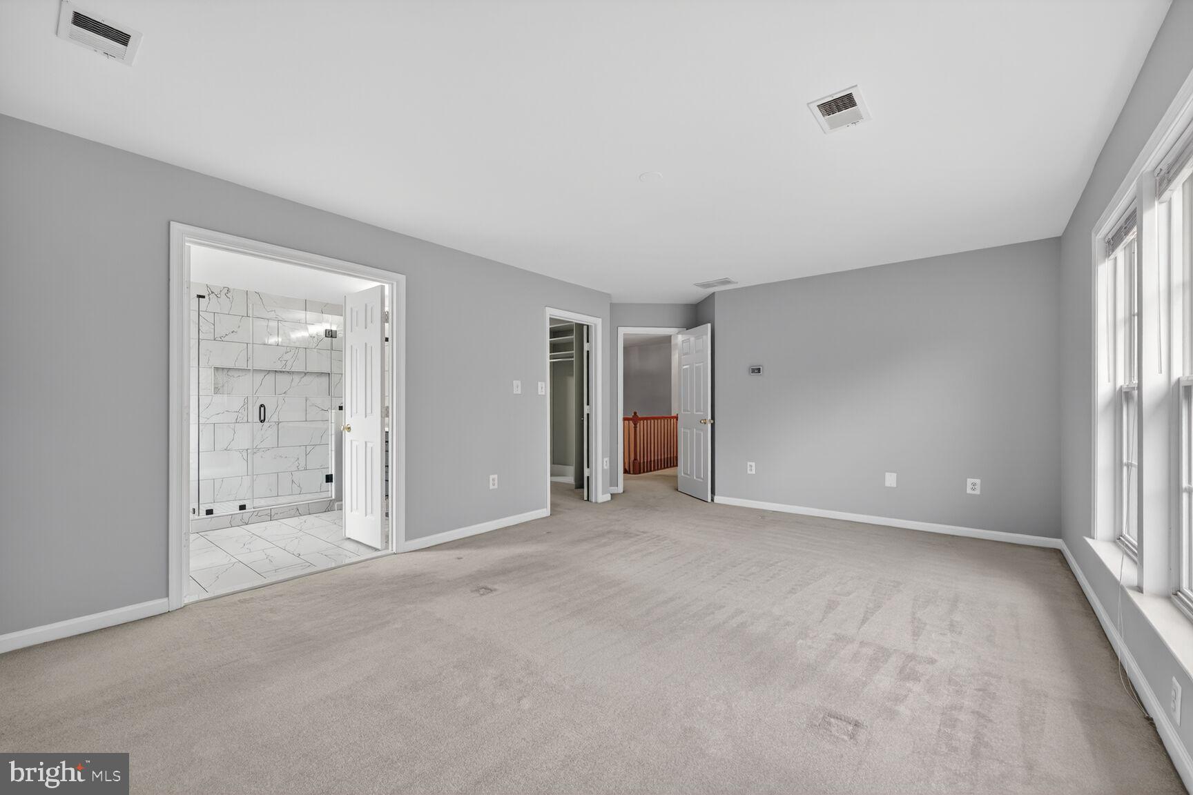 OAKBROOK KNOLLS - Residential