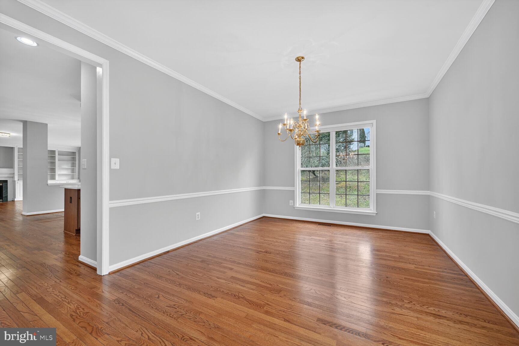 OAKBROOK KNOLLS - Residential