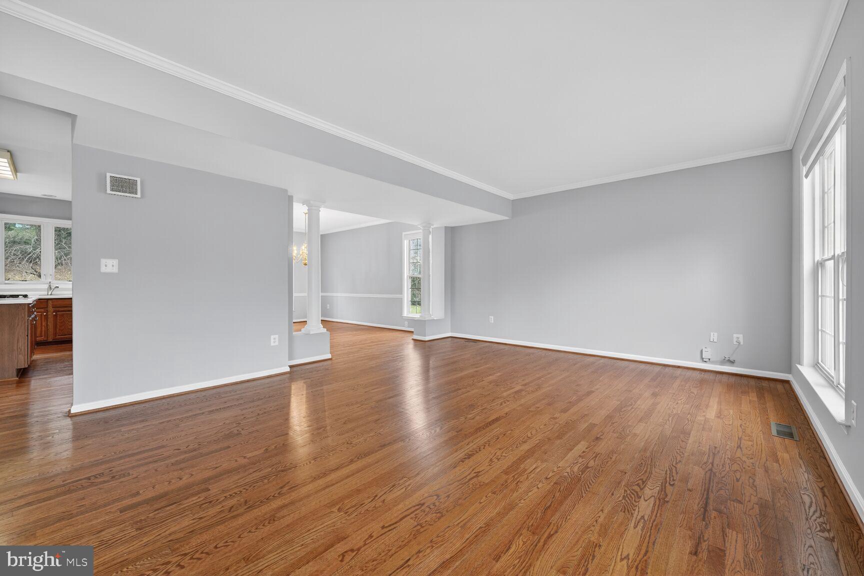 OAKBROOK KNOLLS - Residential