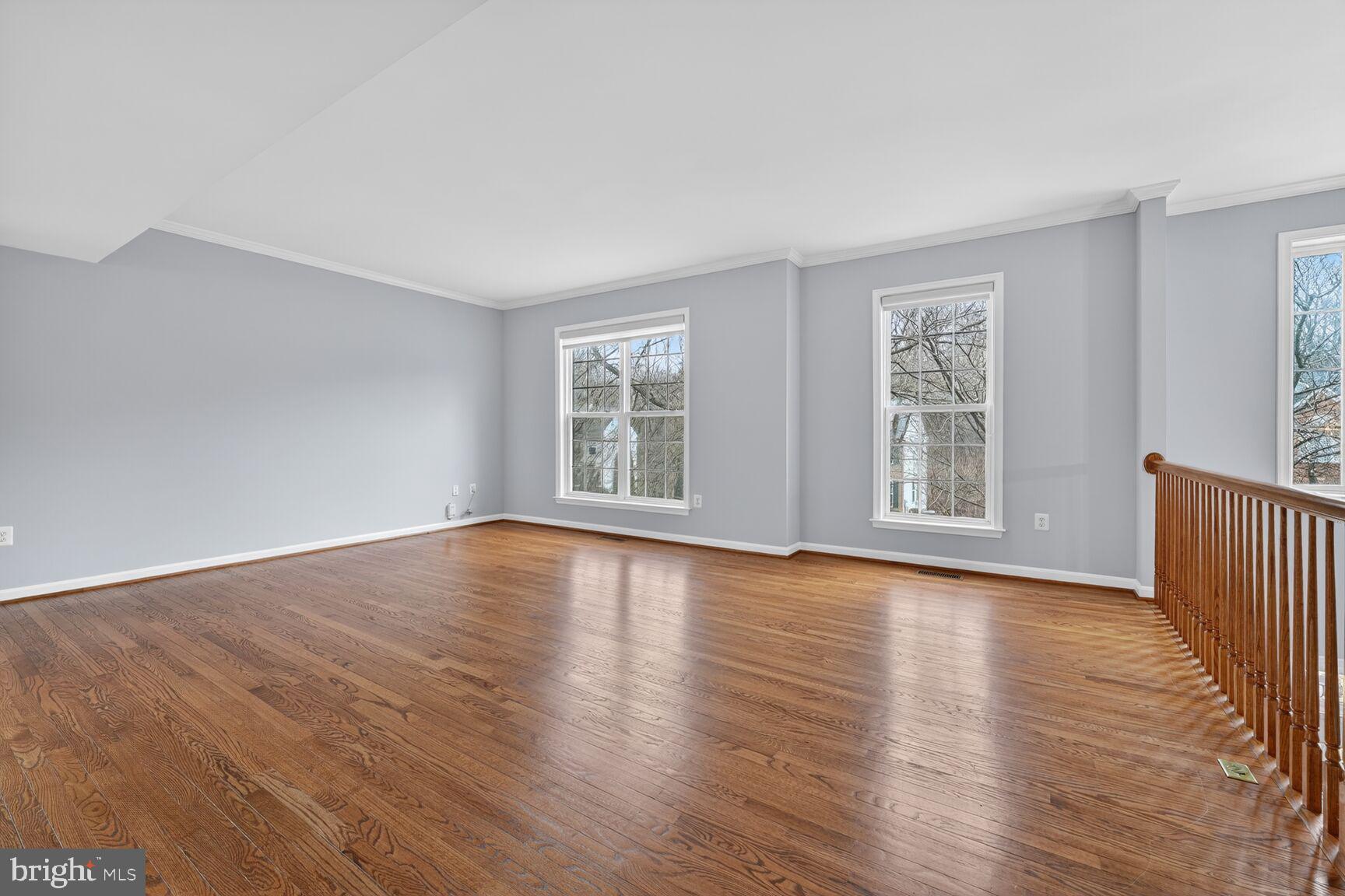 OAKBROOK KNOLLS - Residential