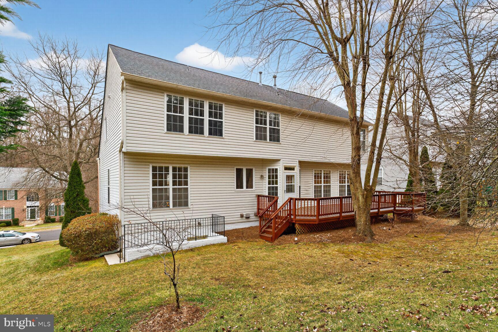 OAKBROOK KNOLLS - Residential