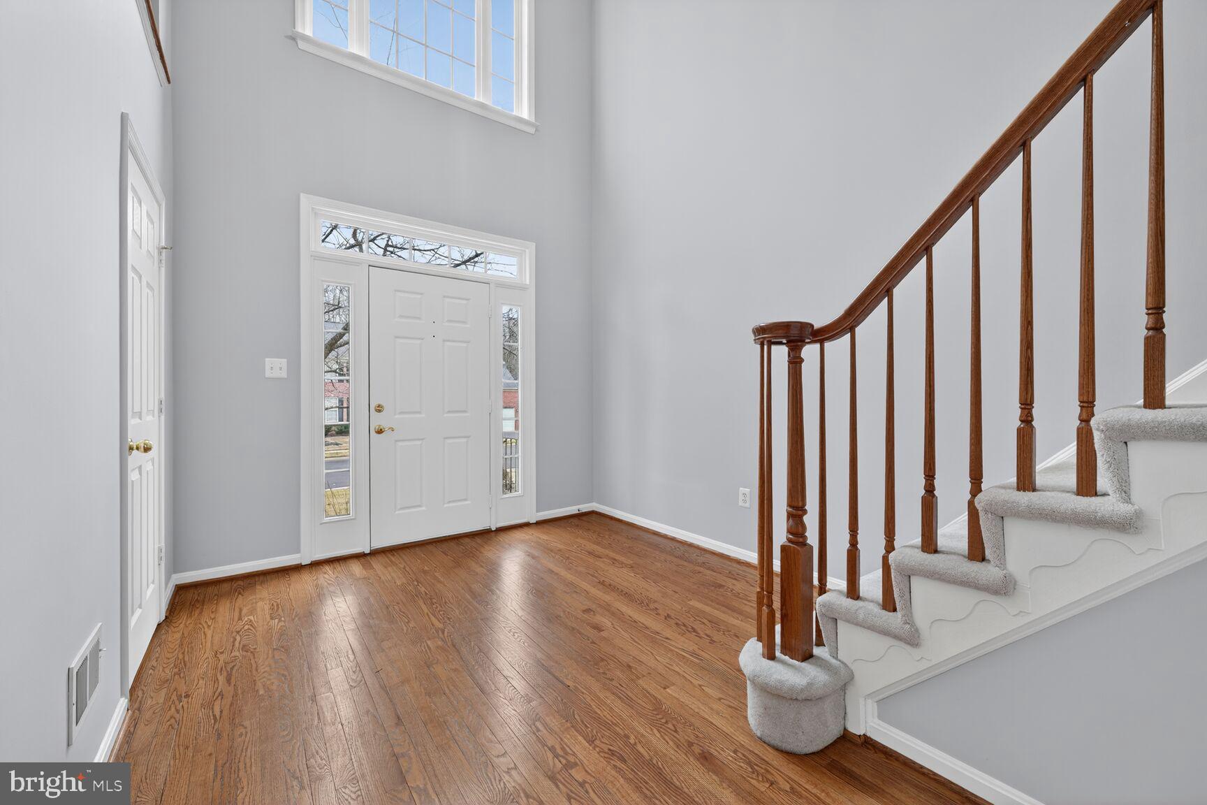 OAKBROOK KNOLLS - Residential