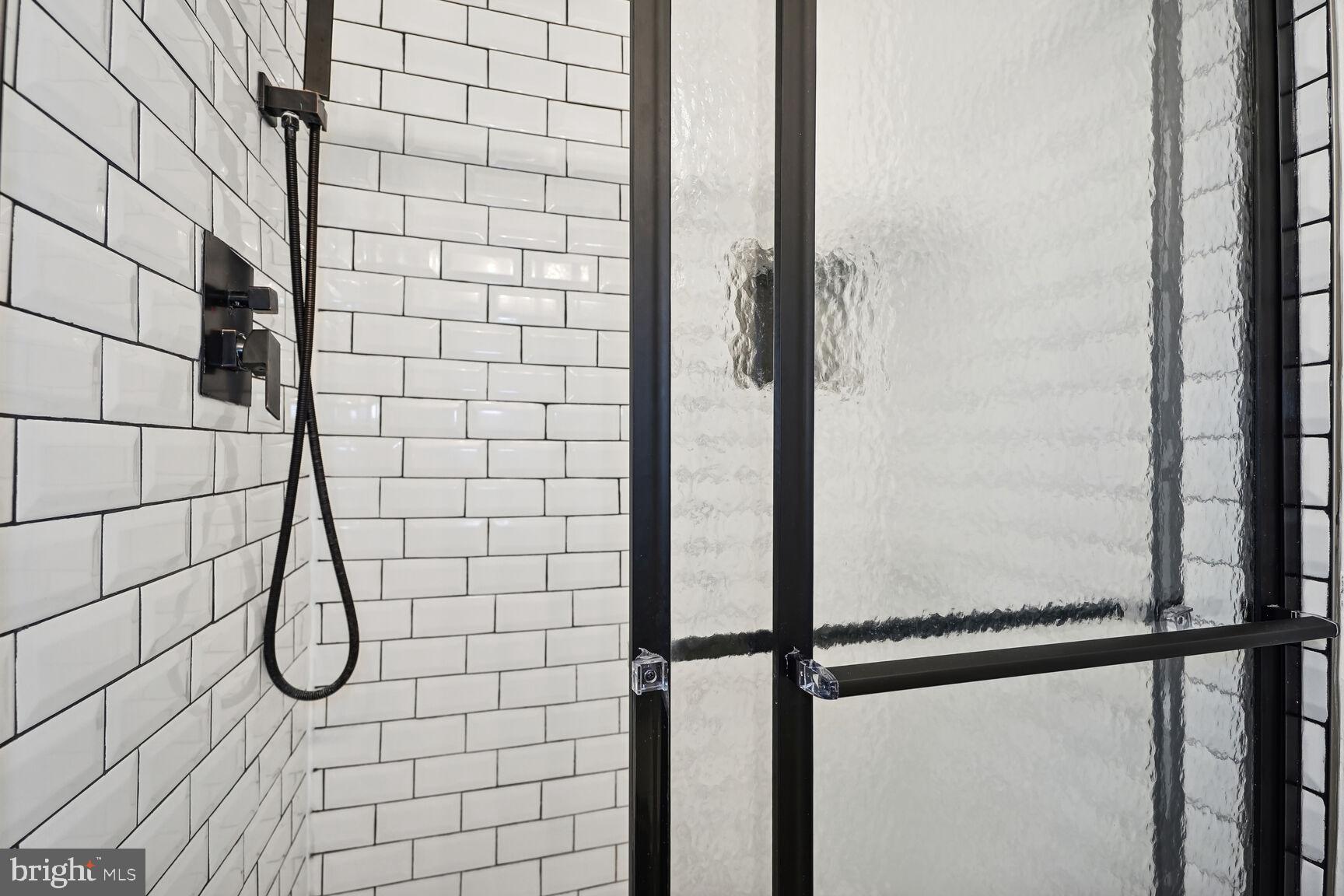 HERITAGE VILLAGE - Residential Lease