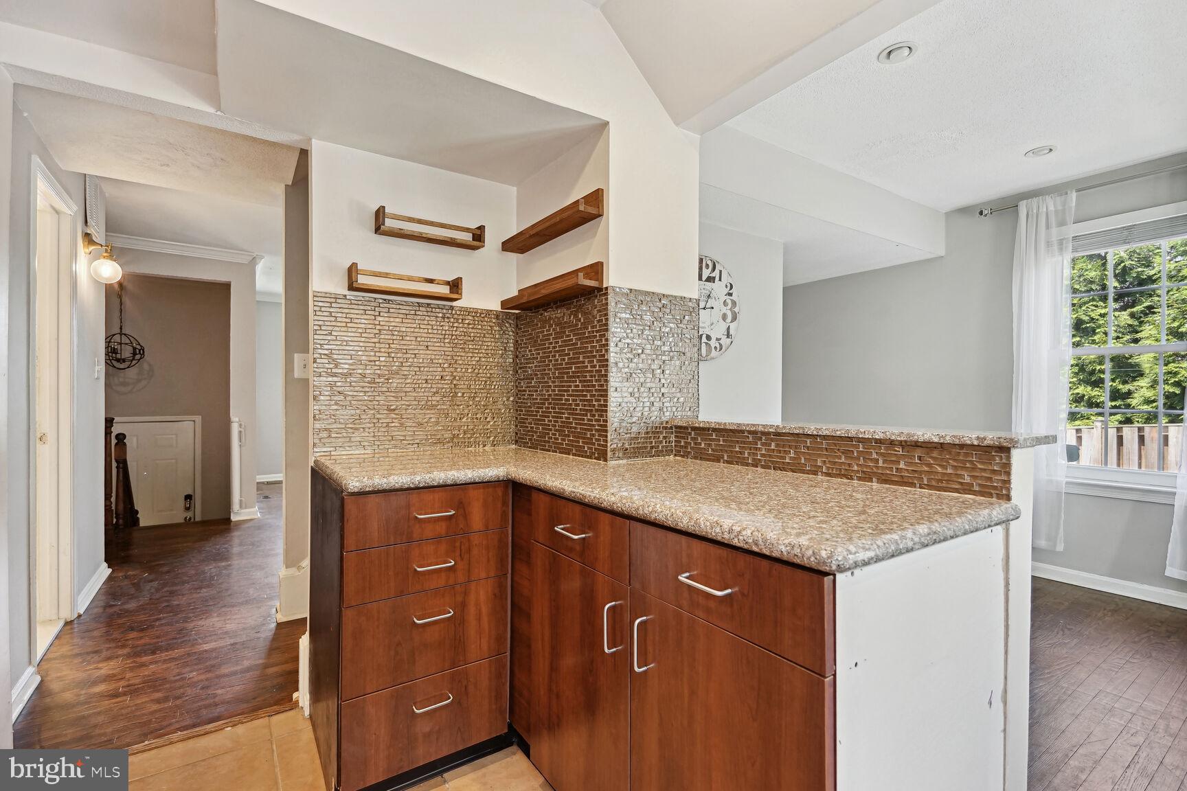 HERITAGE VILLAGE - Residential Lease