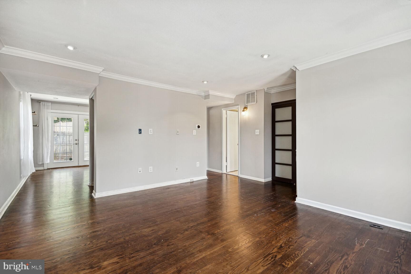 HERITAGE VILLAGE - Residential Lease