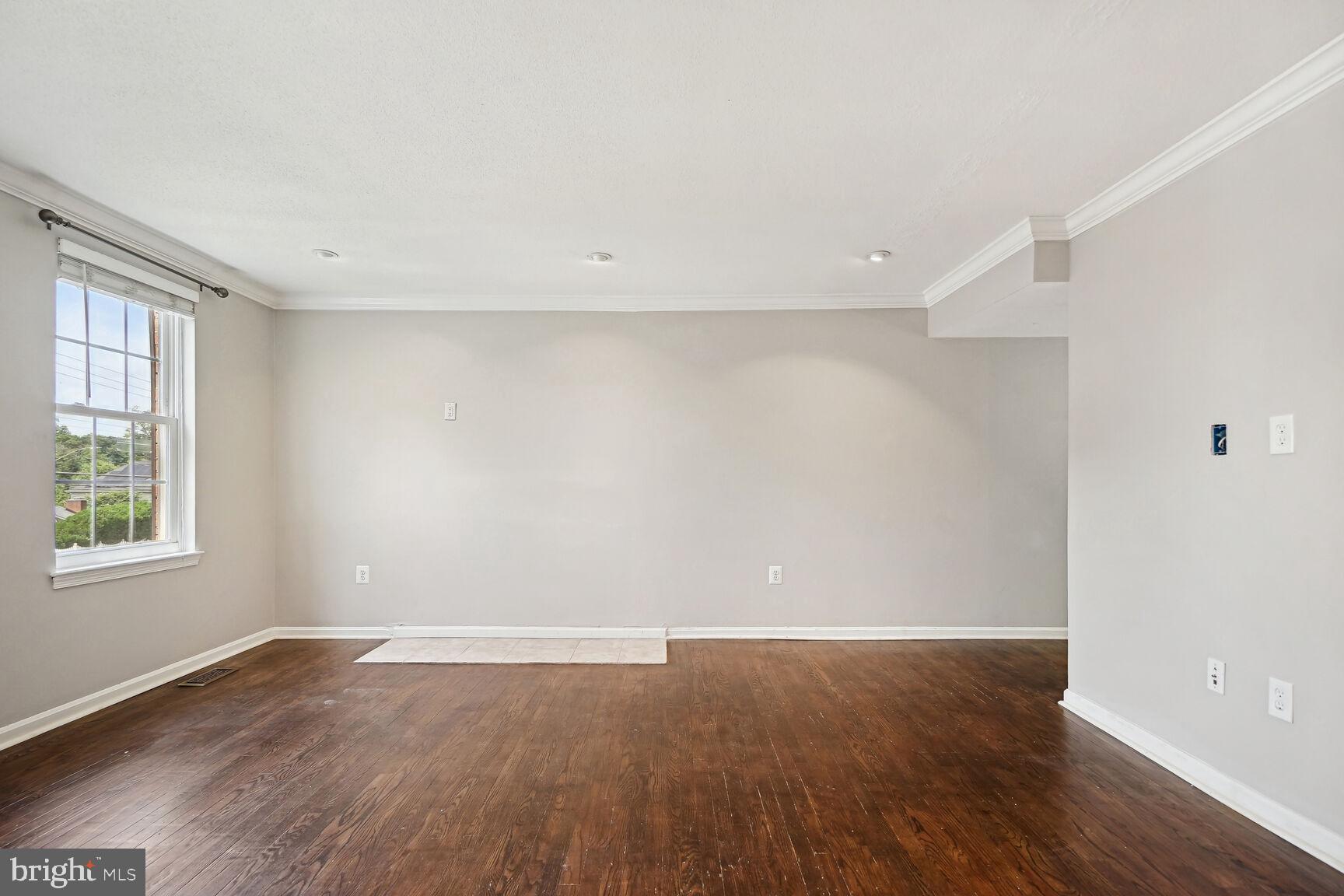 HERITAGE VILLAGE - Residential Lease