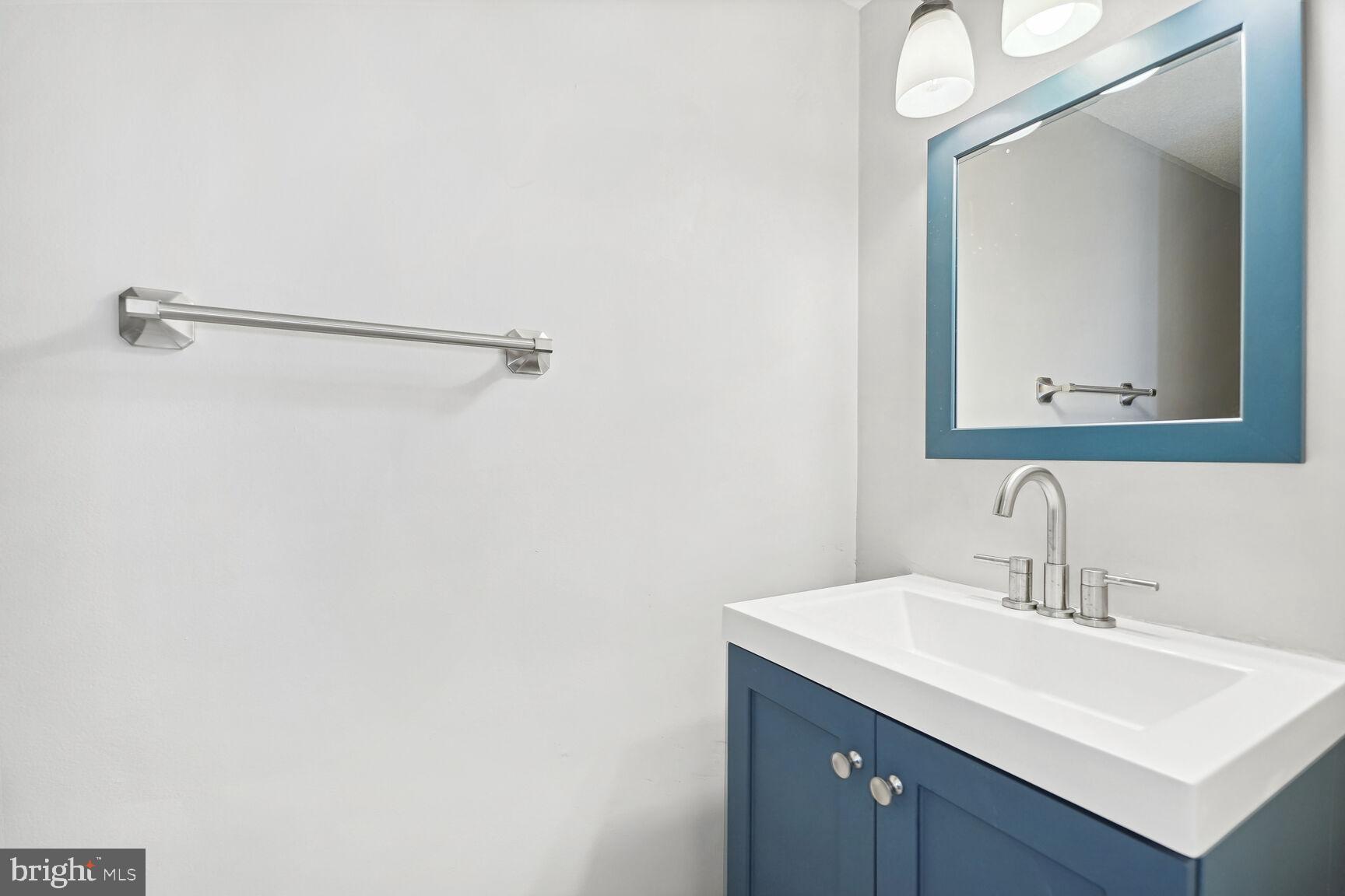 HERITAGE VILLAGE - Residential Lease