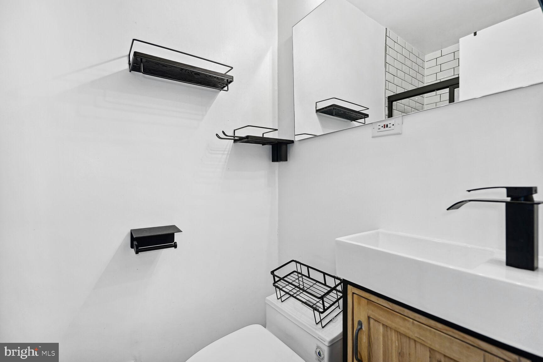 HERITAGE VILLAGE - Residential Lease