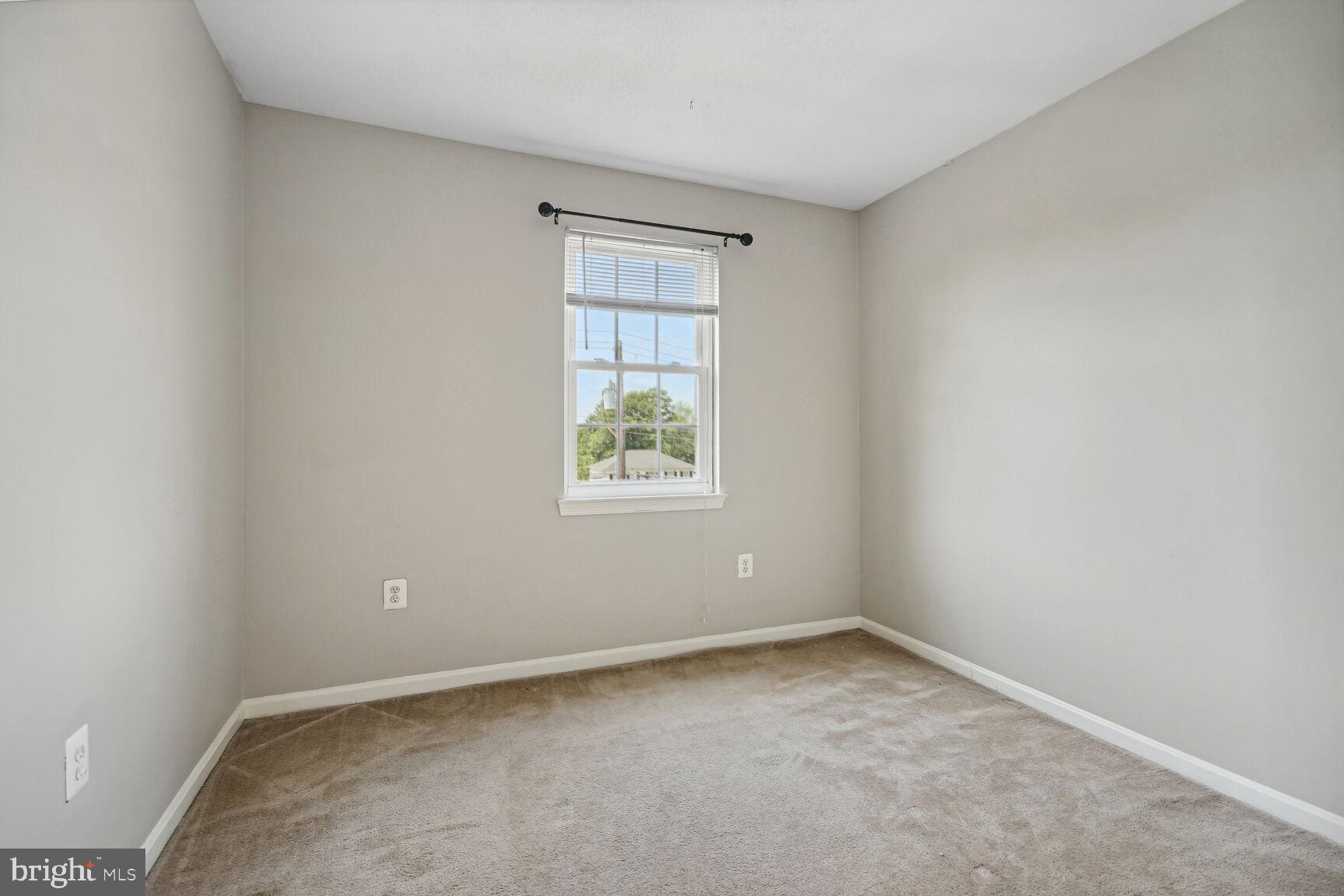 HERITAGE VILLAGE - Residential Lease