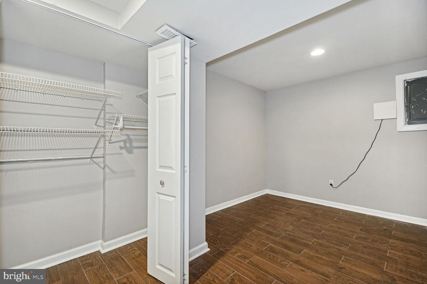 HERITAGE VILLAGE - Residential Lease