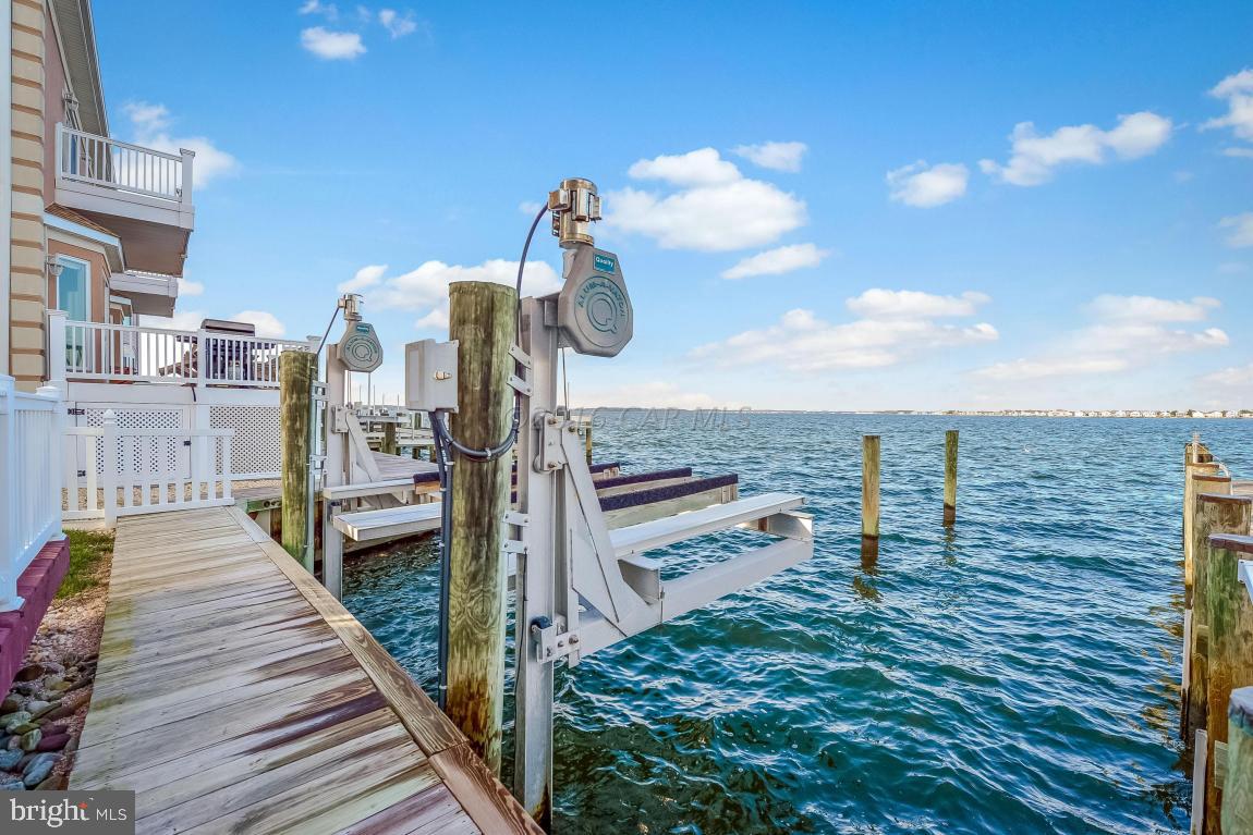 HERON HARBOUR - Residential