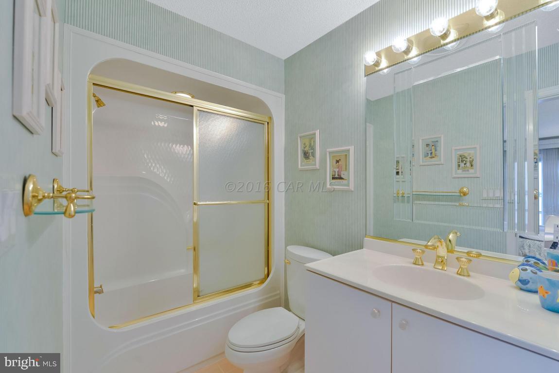 HERON HARBOUR - Residential