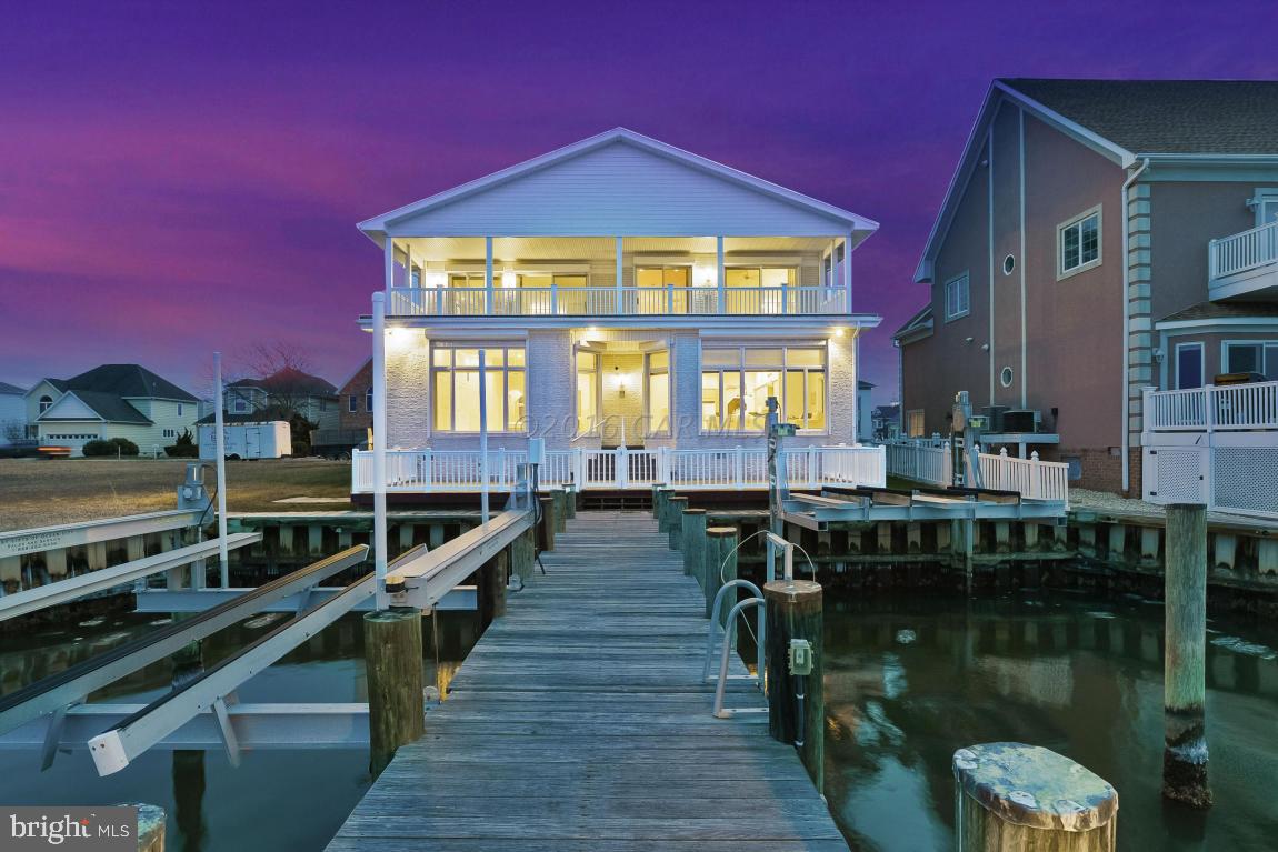 HERON HARBOUR - Residential