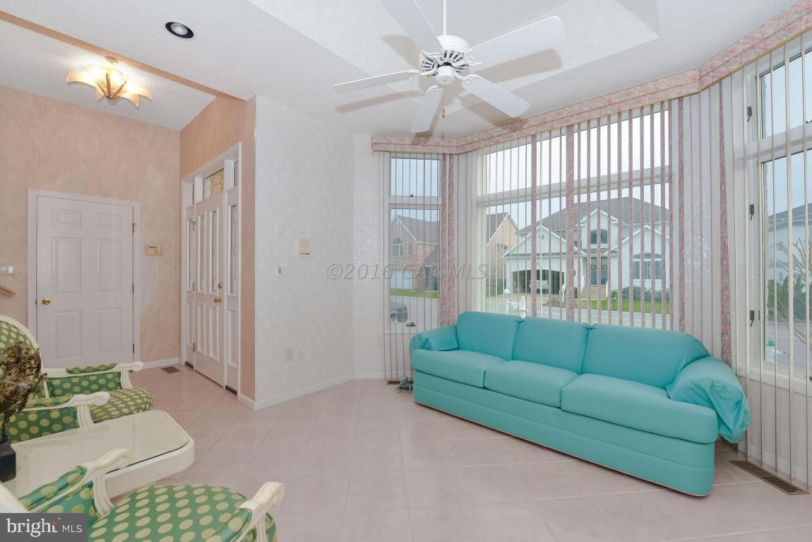 HERON HARBOUR - Residential