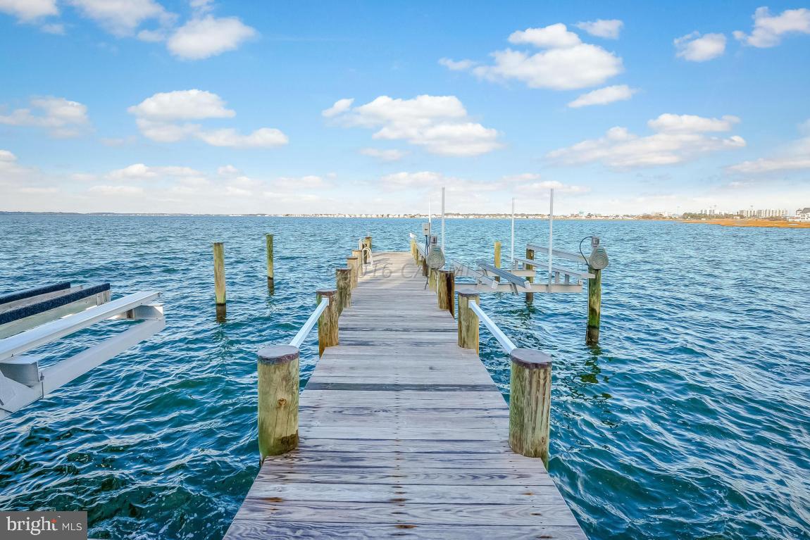 HERON HARBOUR - Residential