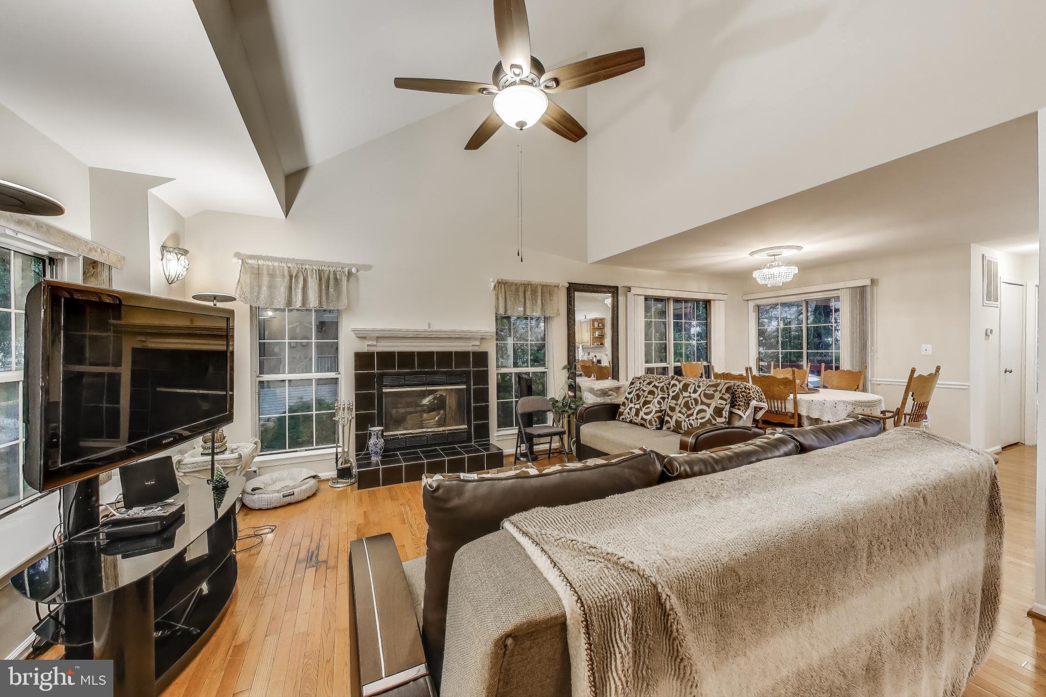 6147 STONEPATH CIRCLE