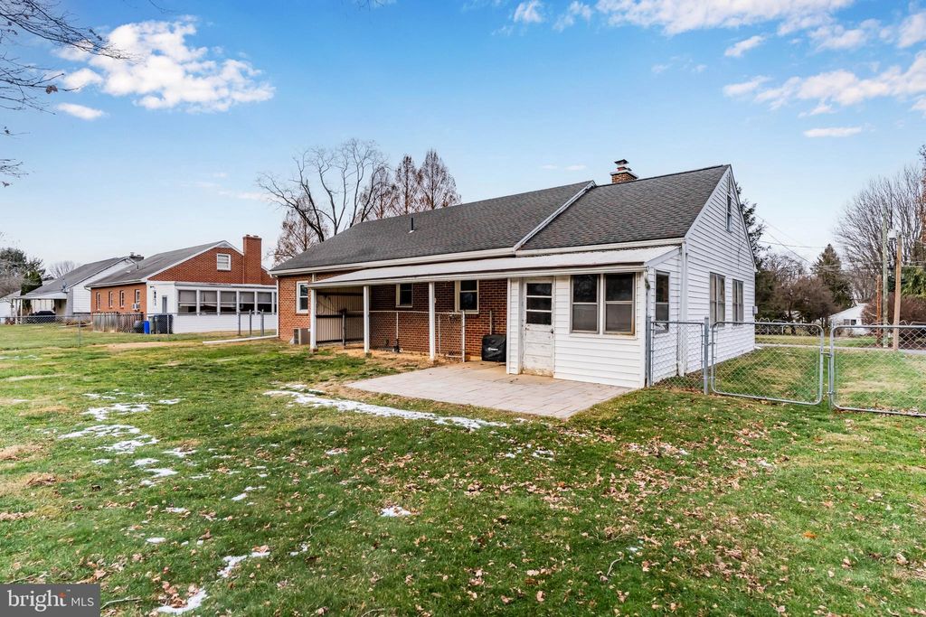 Photo of 1243 Hillside Dr, MECHANICSBURG, PA 17055 (MLS # PACB2049220)