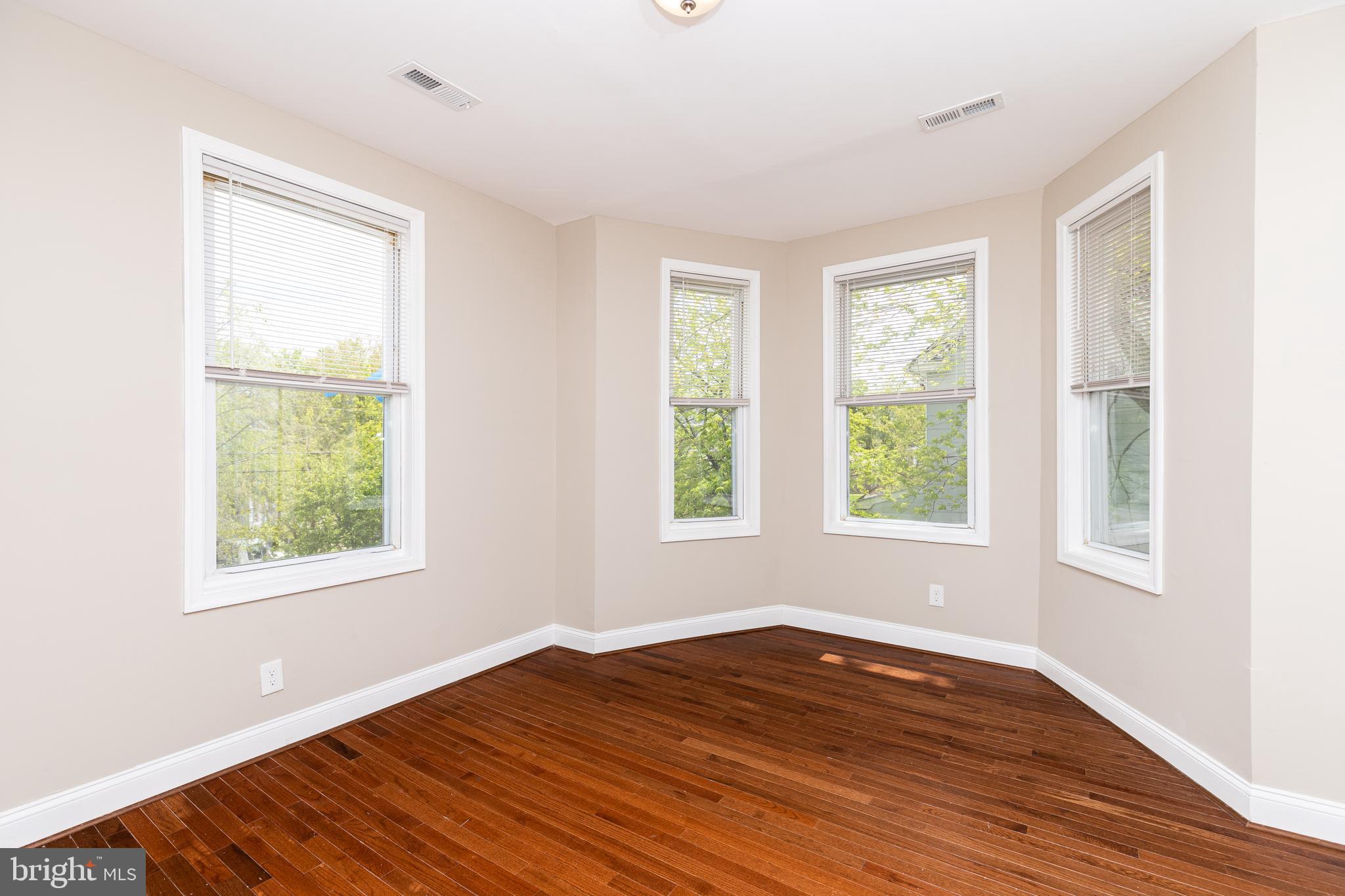 HAMILTON HEIGHTS - Residential