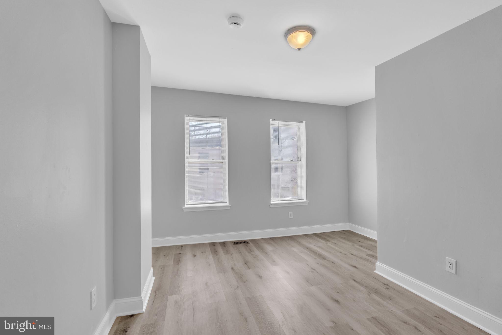 MANTUA - Residential