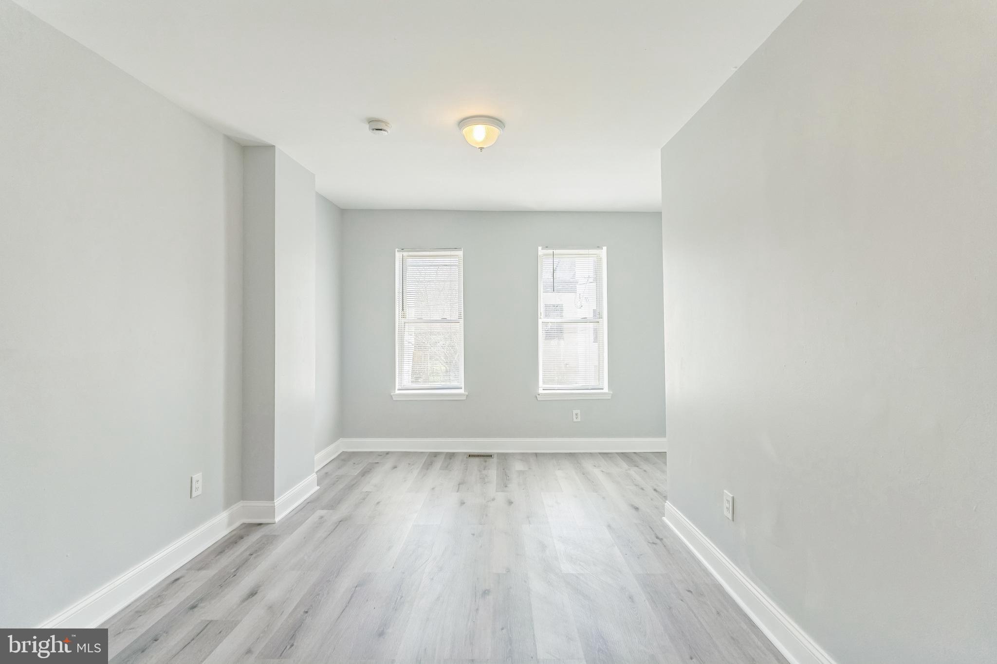 MANTUA - Residential