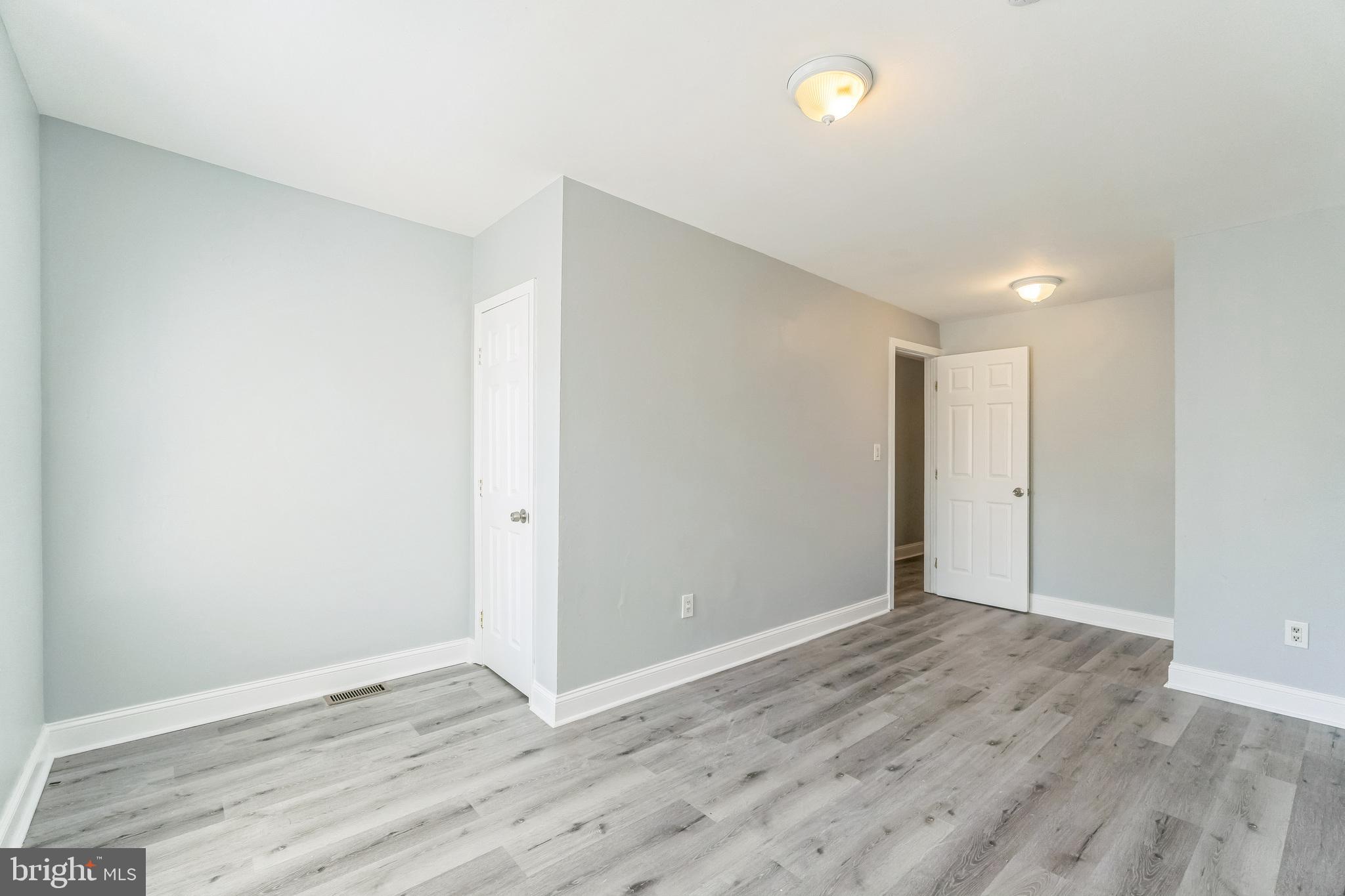 MANTUA - Residential