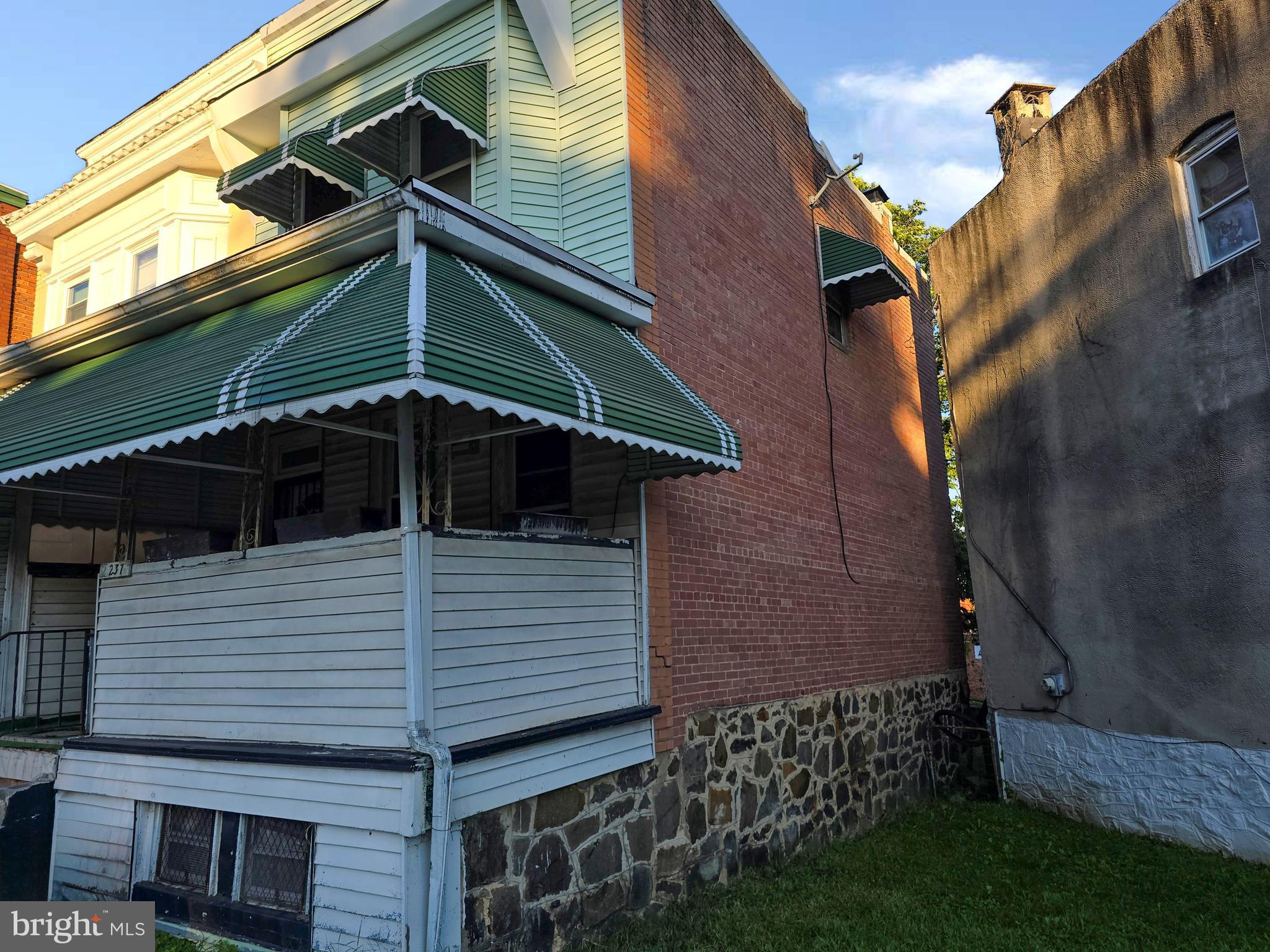 MIDWAY - Residential