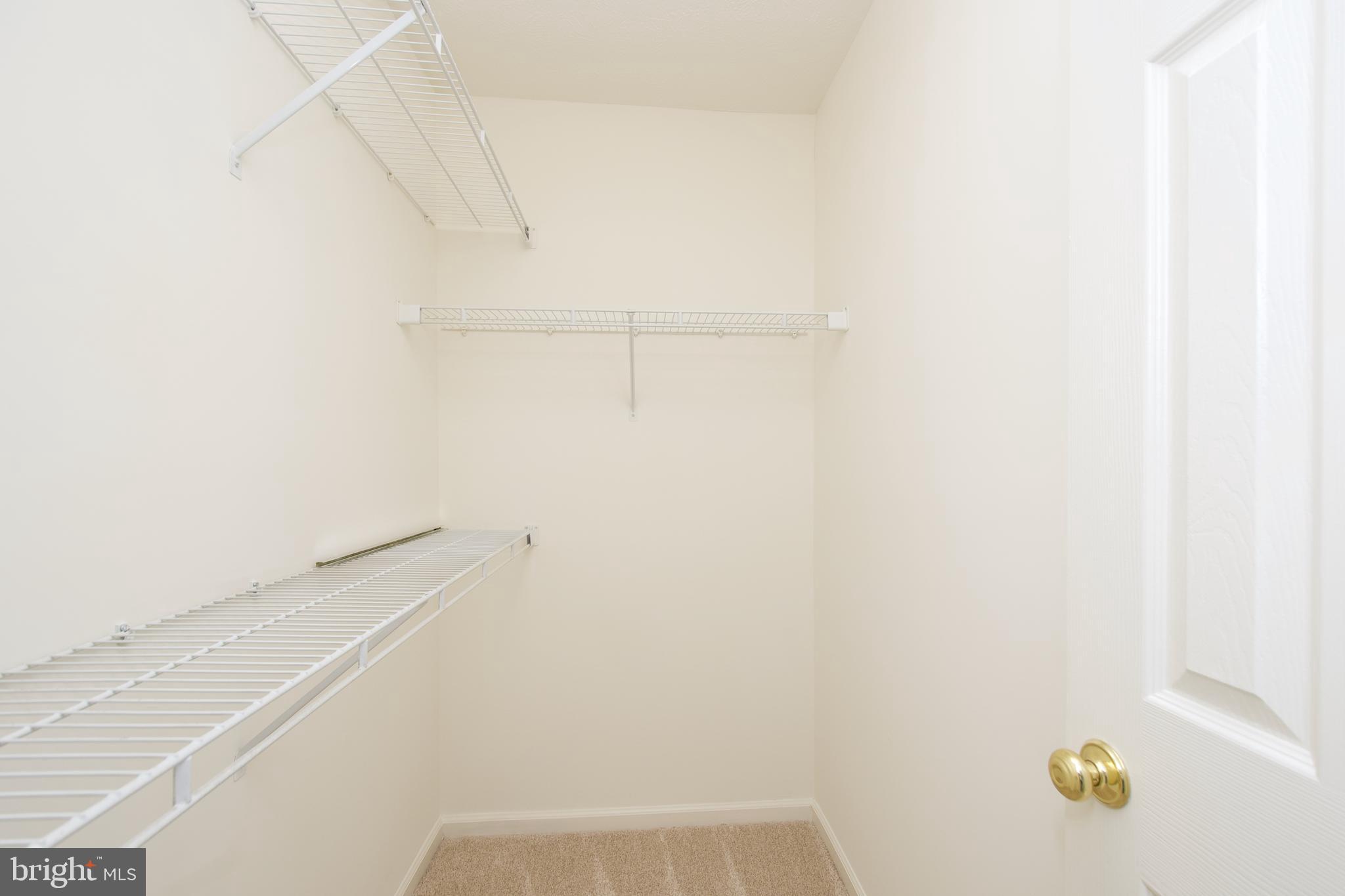 BROADVIEW - Residential