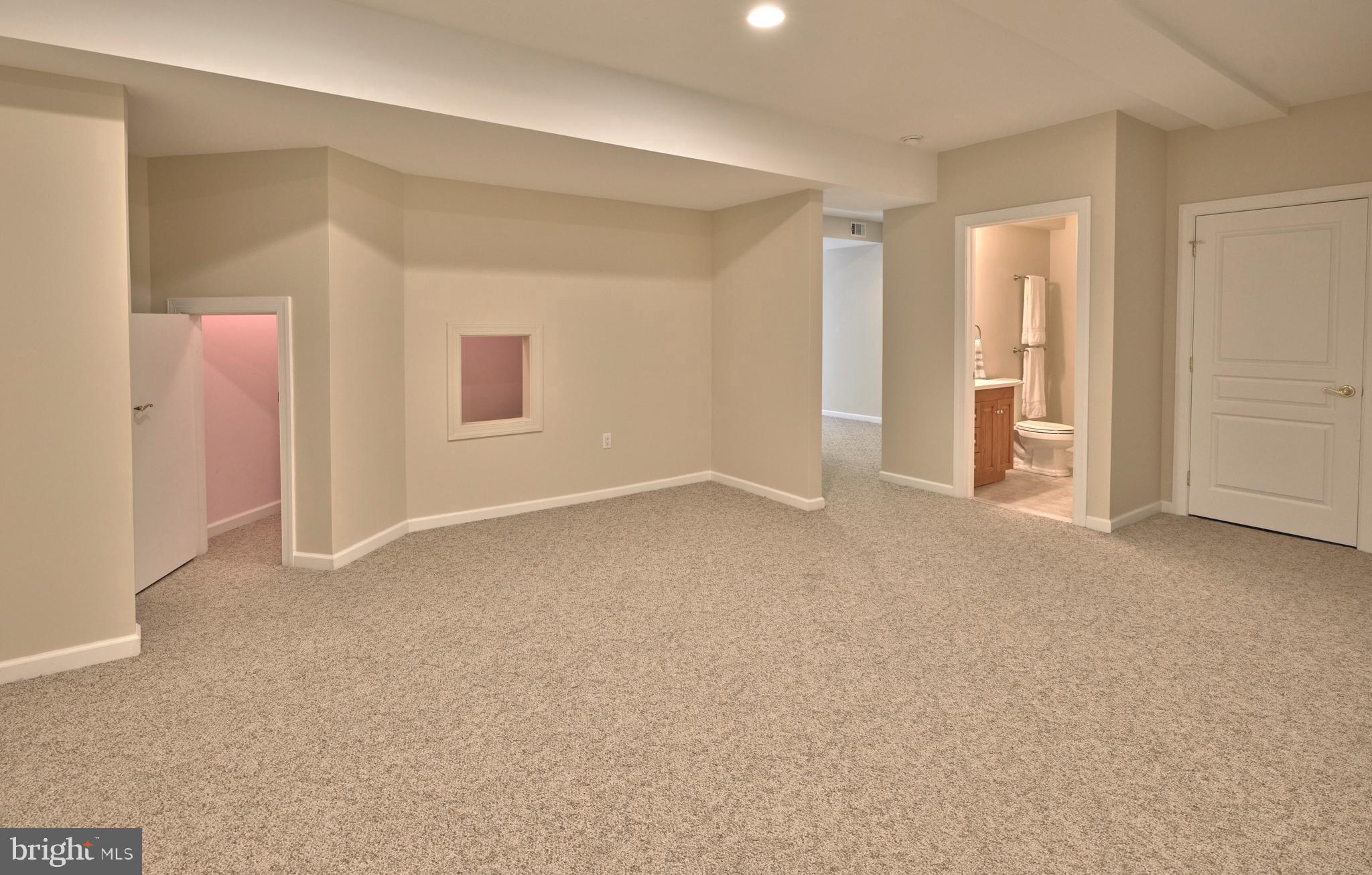 BRIDGE VALLEY AT FUR - Residential