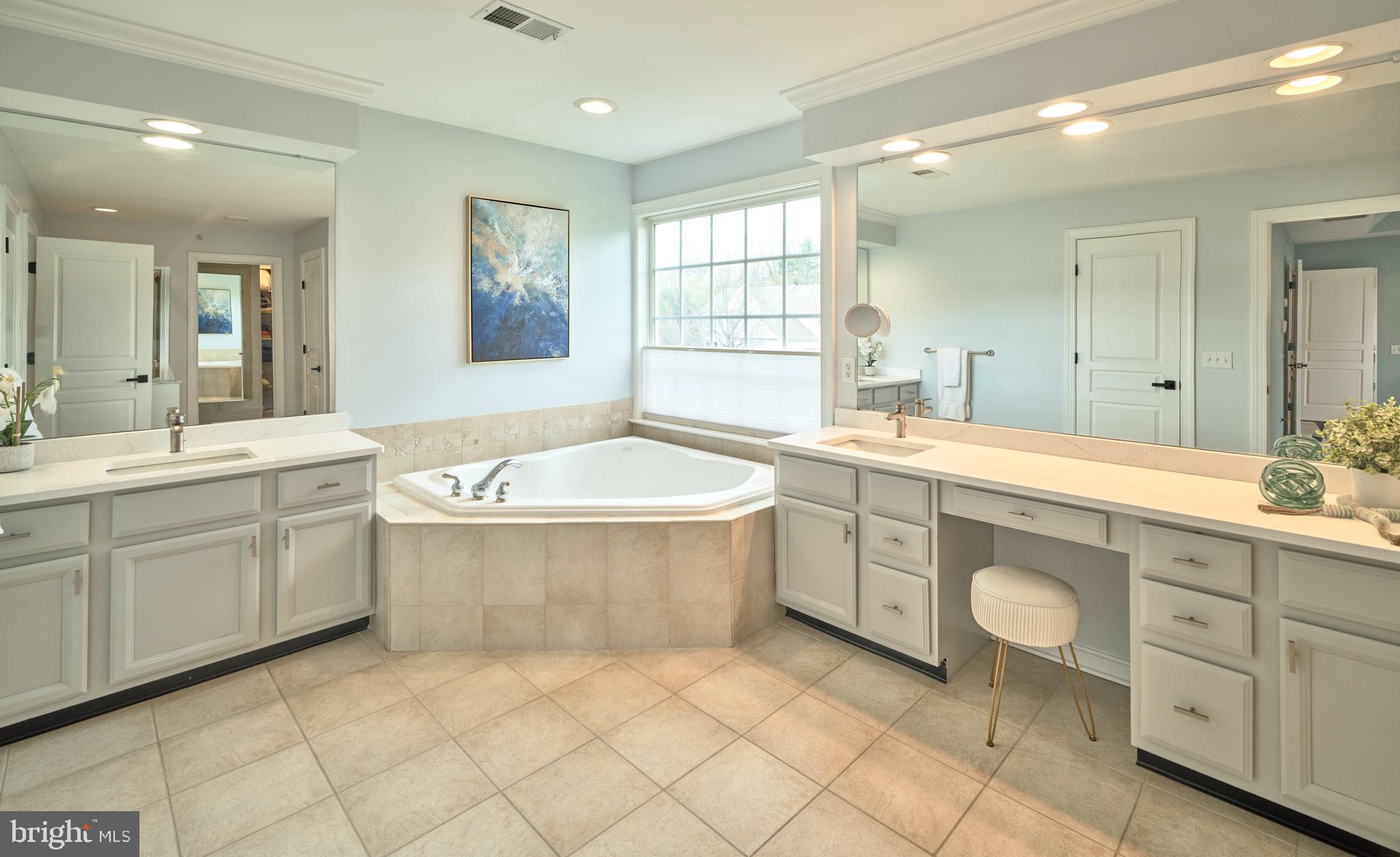 BRIDGE VALLEY AT FUR - Residential