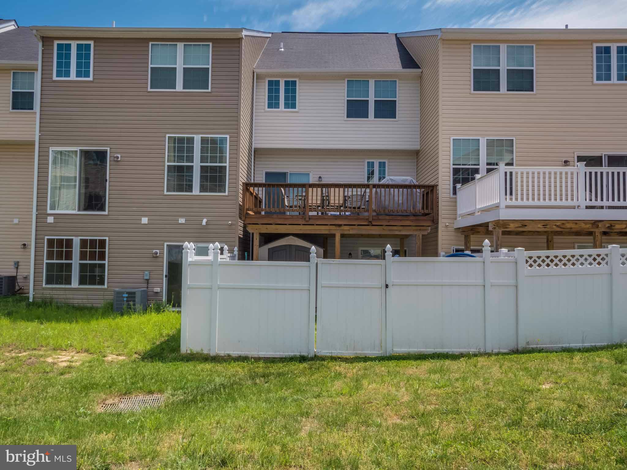 MAZEL - Residential Lease