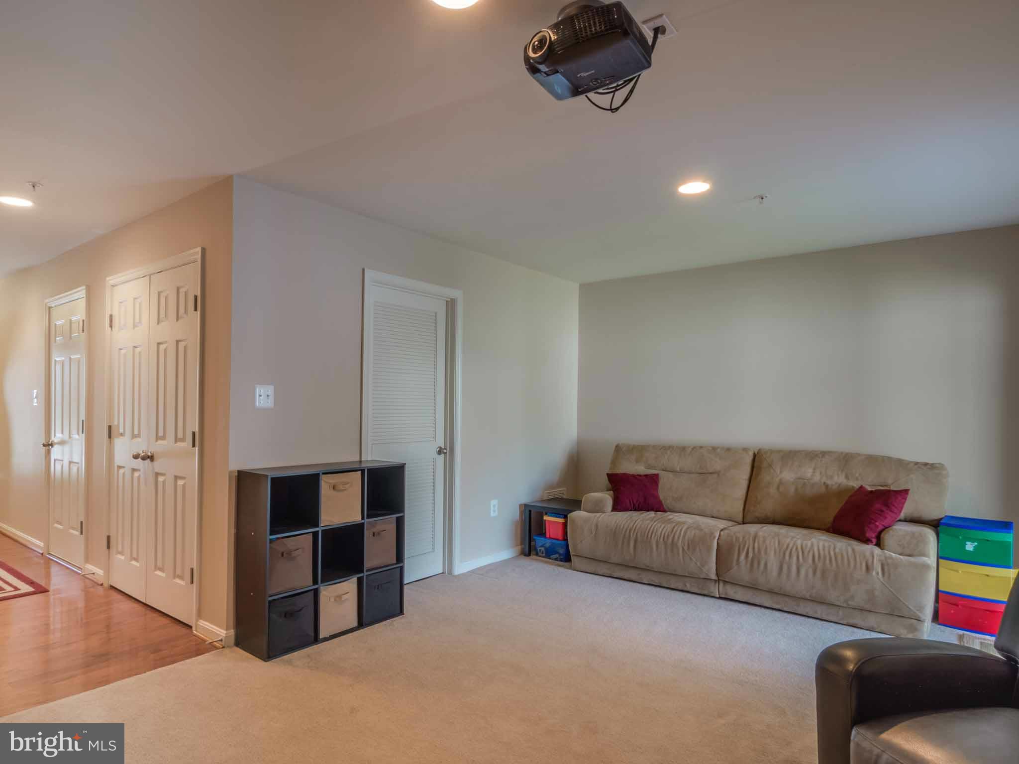 MAZEL - Residential Lease