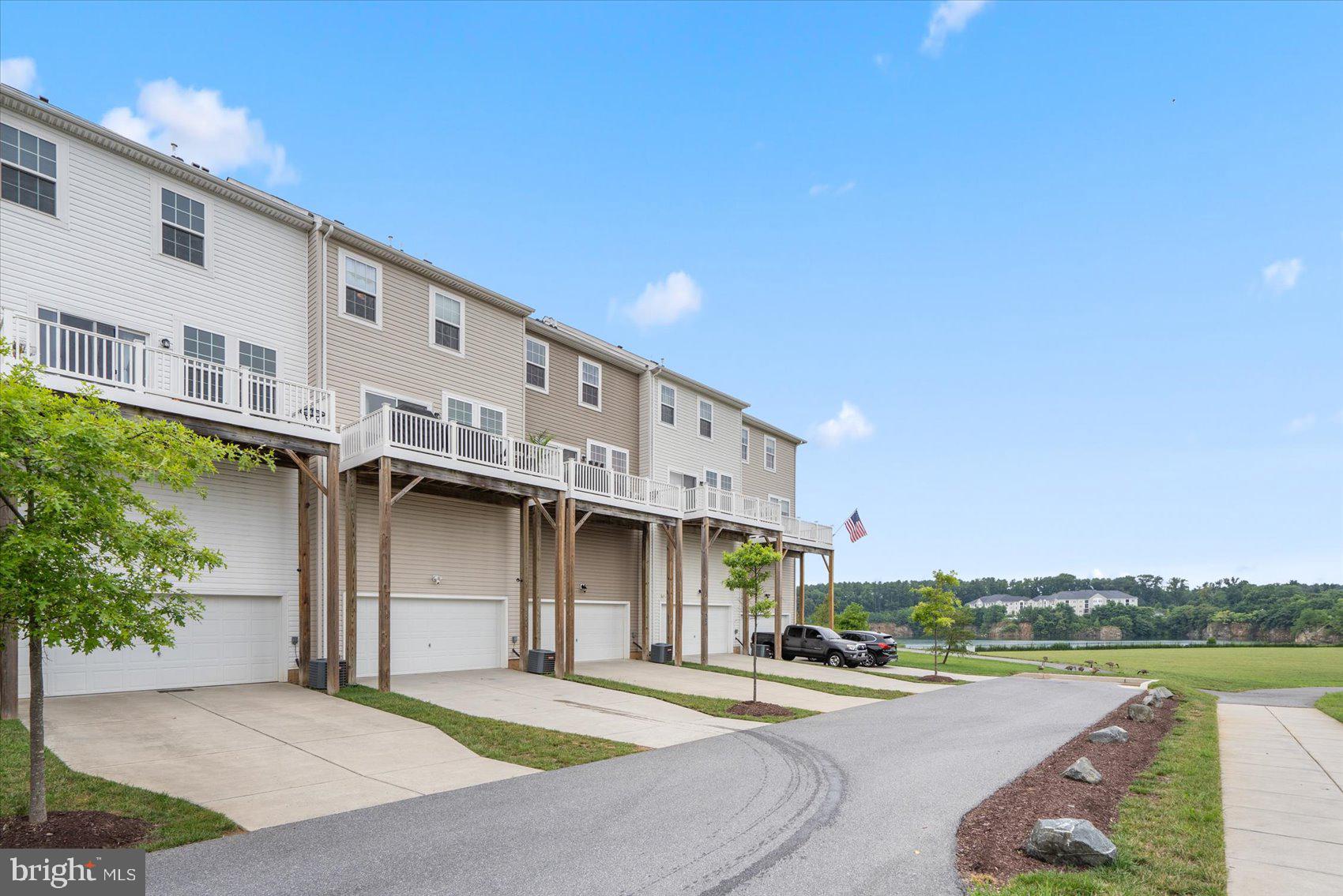 TOWNS AT QUARRY PLACE - Residential