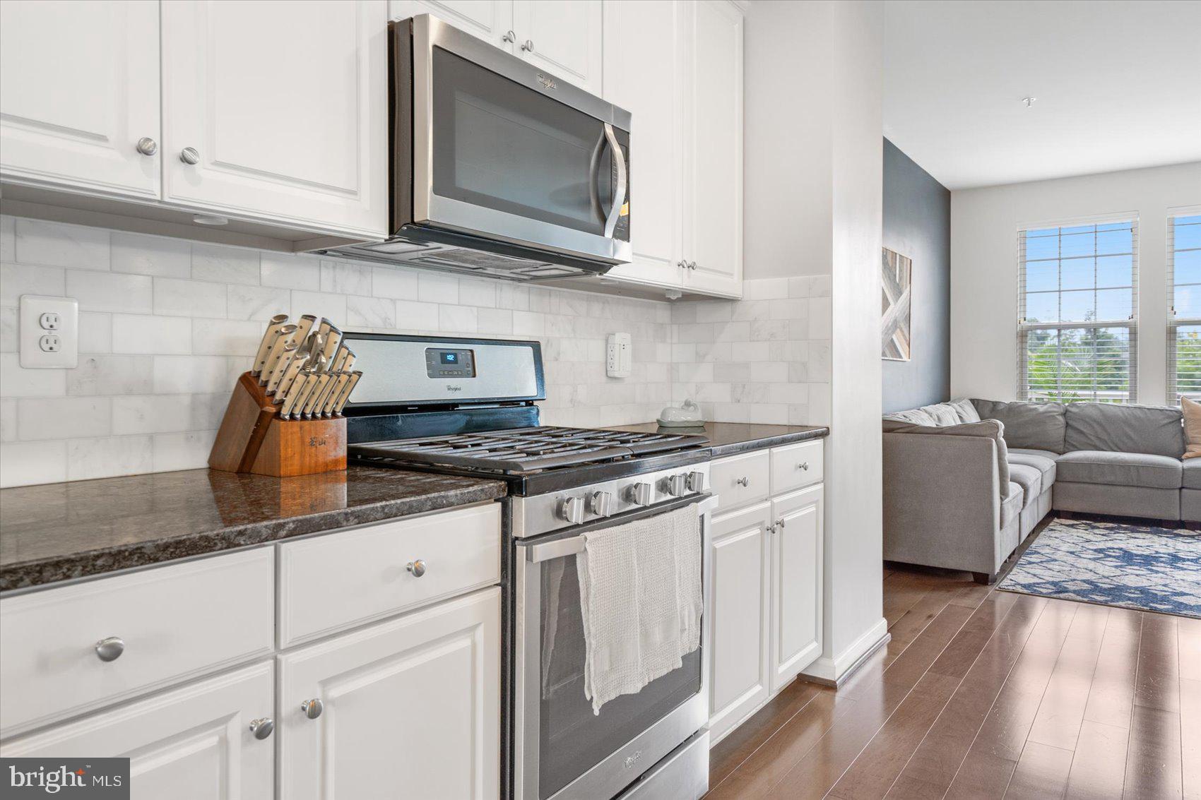 TOWNS AT QUARRY PLACE - Residential