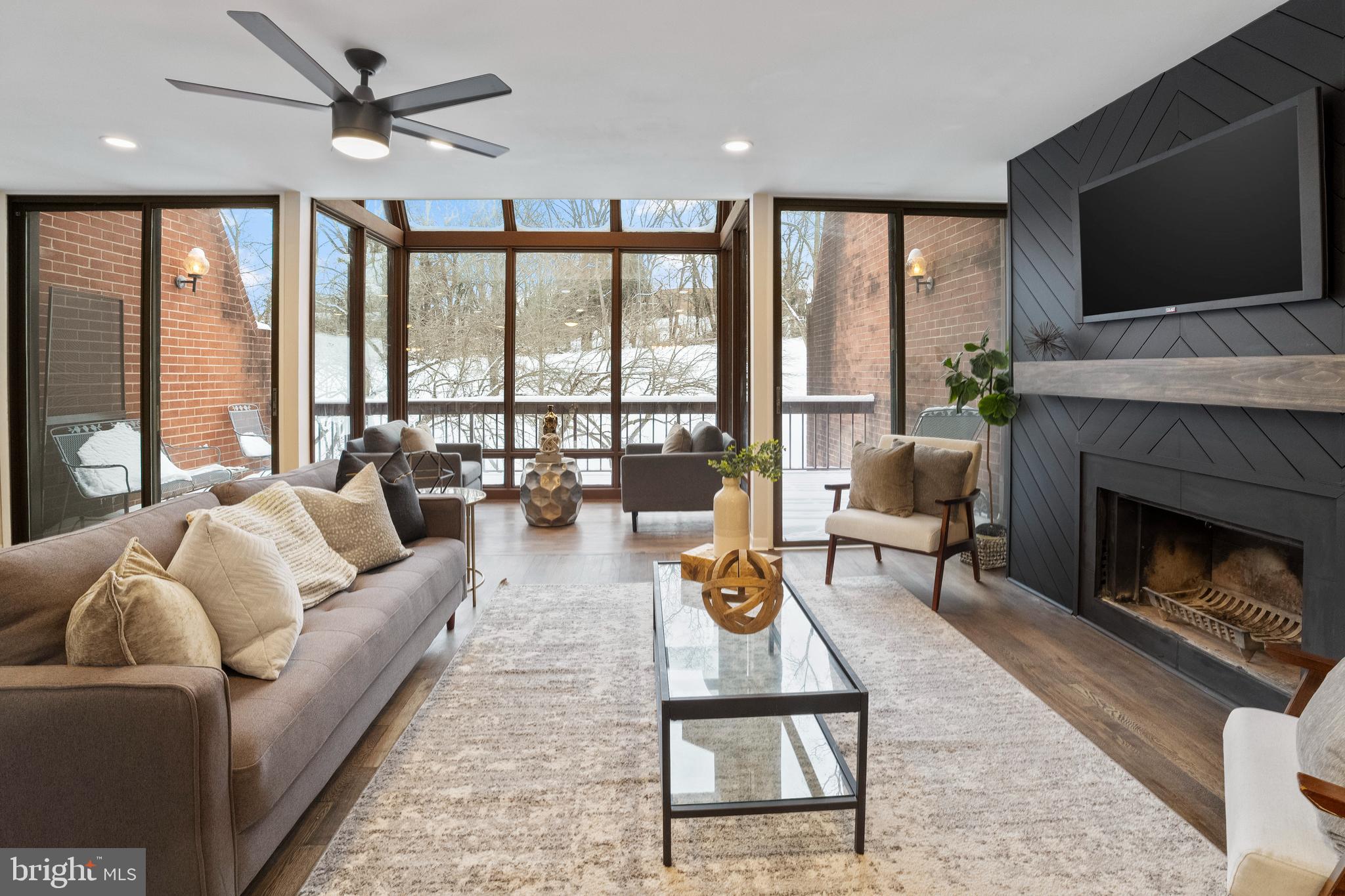 RUXTON CROSSING - Residential