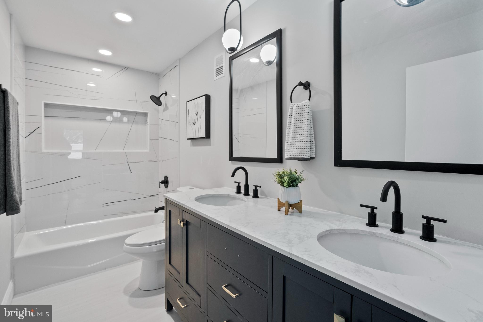 RUXTON CROSSING - Residential