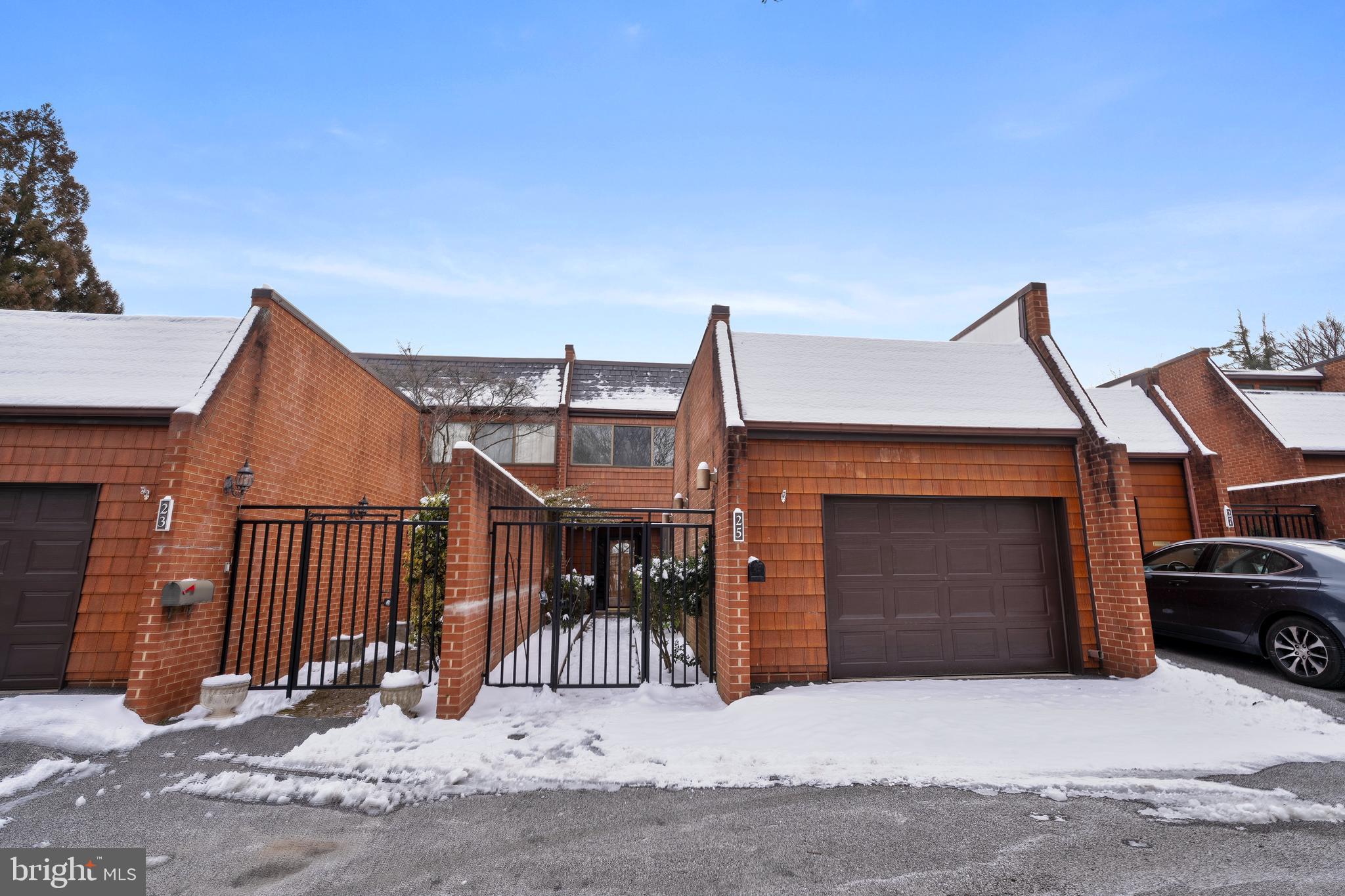 RUXTON CROSSING - Residential